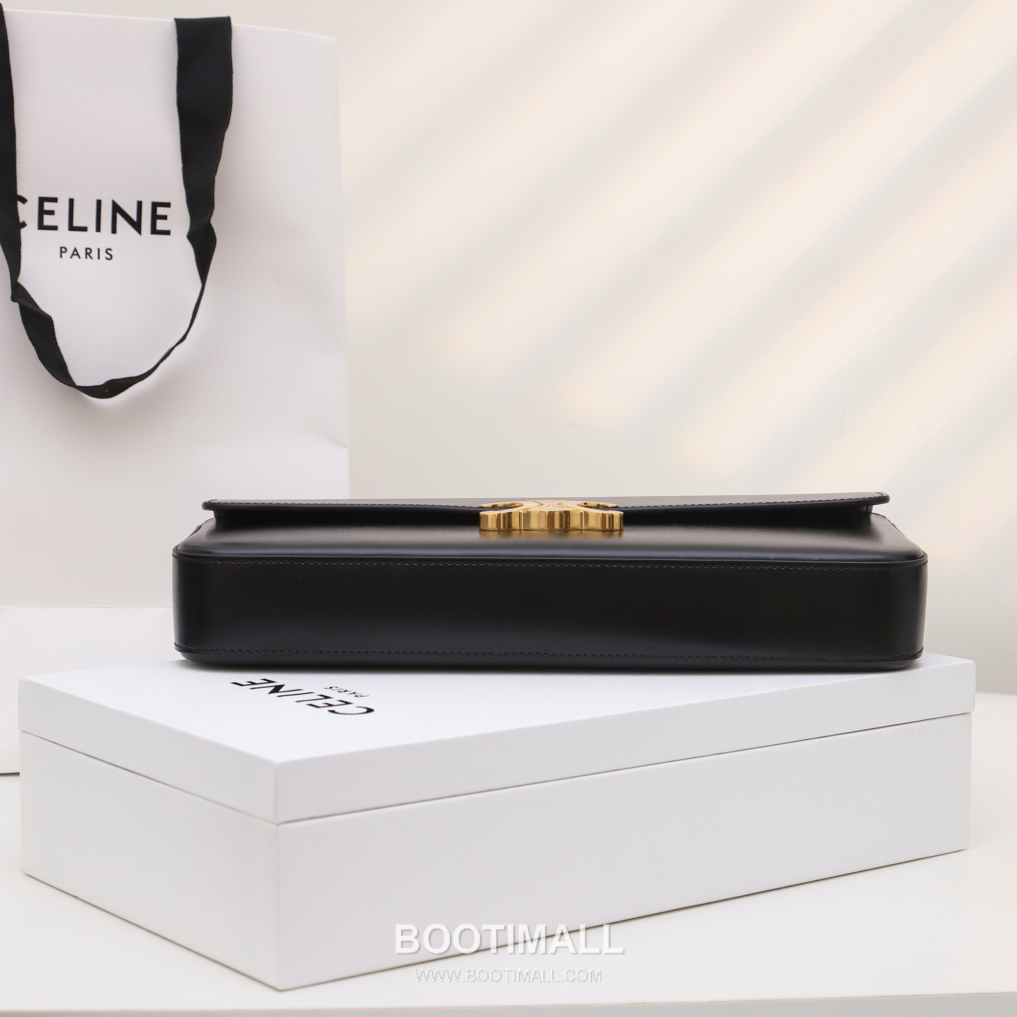 Celine 197412 Chain Strap Italian Cowhide Shoulder Bag 셀린느 197412 체인 스트랩 이탈리아 소가죽 숄더백 33cm 12