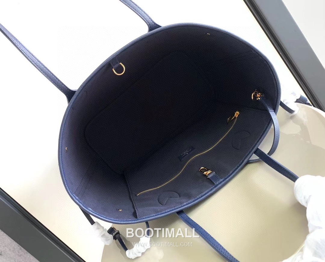 Louis Vuitton Neverfull MM M45686 Embossed Leather Tote Bag 루이비통 네버풀 MM 엠보스드 가죽 토트백 32cm

--- 8