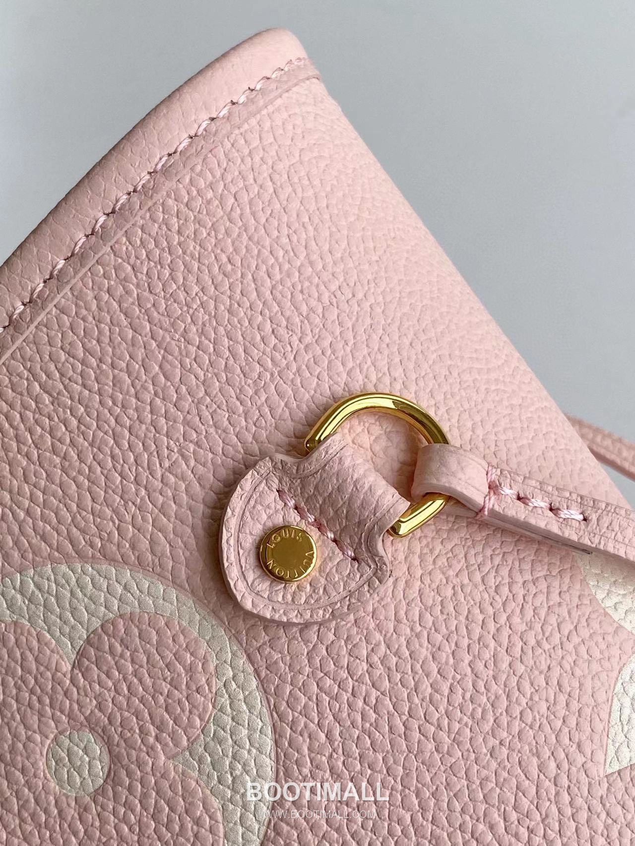 Louis Vuitton Neverfull MM M45686 Embossed Leather Tote Bag 루이비통 네버풀 MM 엠보스드 가죽 토트백 32cm

--- 6