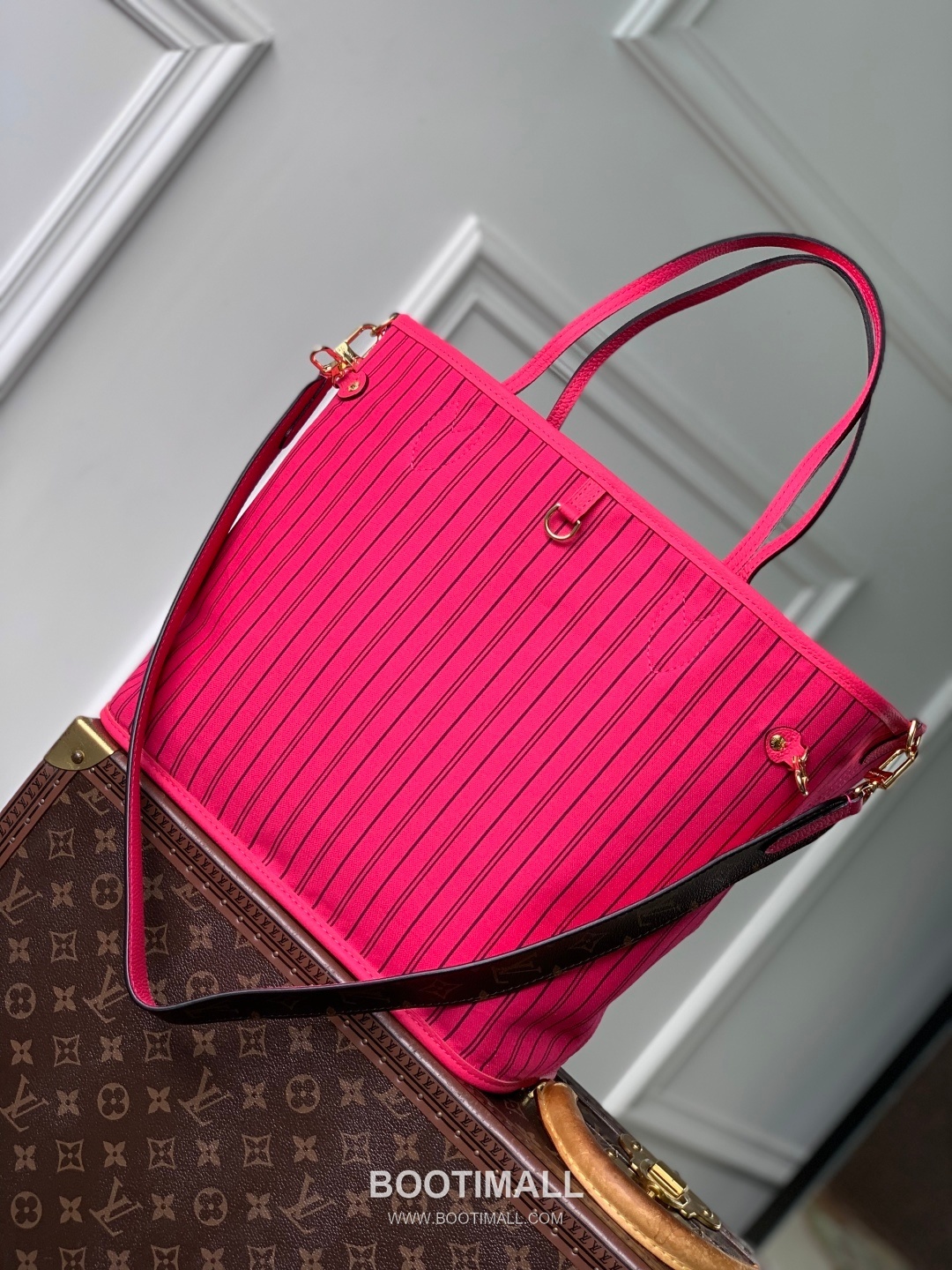 Louis Vuitton Neverfull Bandoulière Inside Out M12707 Monogram Canvas Shoulder Bag 루이비통 네버풀 반둘리에 인사이드 아웃 모노그램 캔버스 숄더백 31cm 12