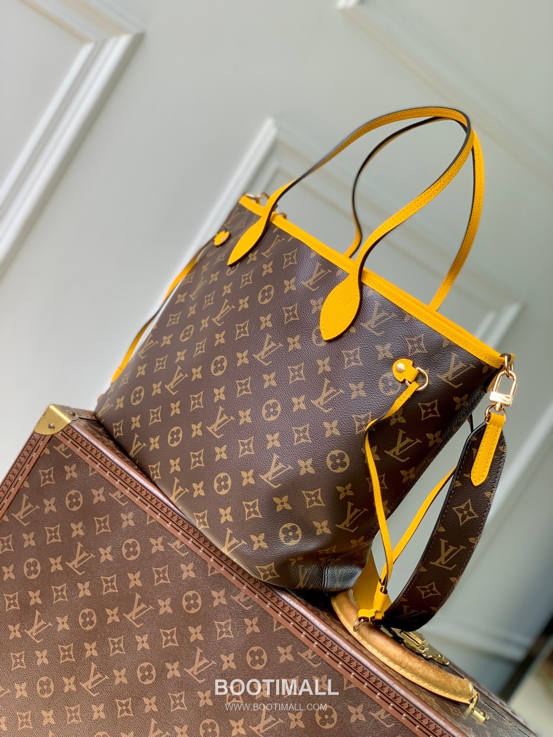 Louis Vuitton Neverfull Bandoulière Inside Out M12779 Monogram Canvas Shoulder Bag 루이비통 네버풀 반둘리에 인사이드 아웃 모노그램 캔버스 숄더백 31cm 2