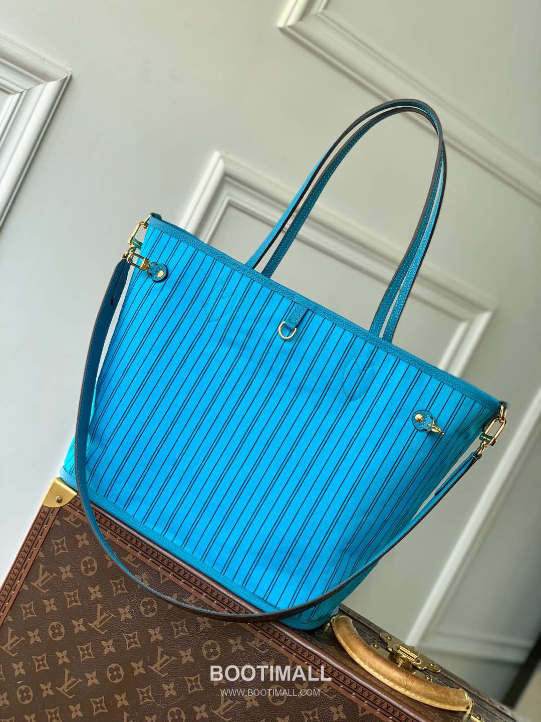 Louis Vuitton Neverfull Bandoulière Inside Out M13753 Monogram Canvas Shoulder Bag 루이비통 네버풀 반둘리에 인사이드 아웃 모노그램 캔버스 숄더백 31cm 12