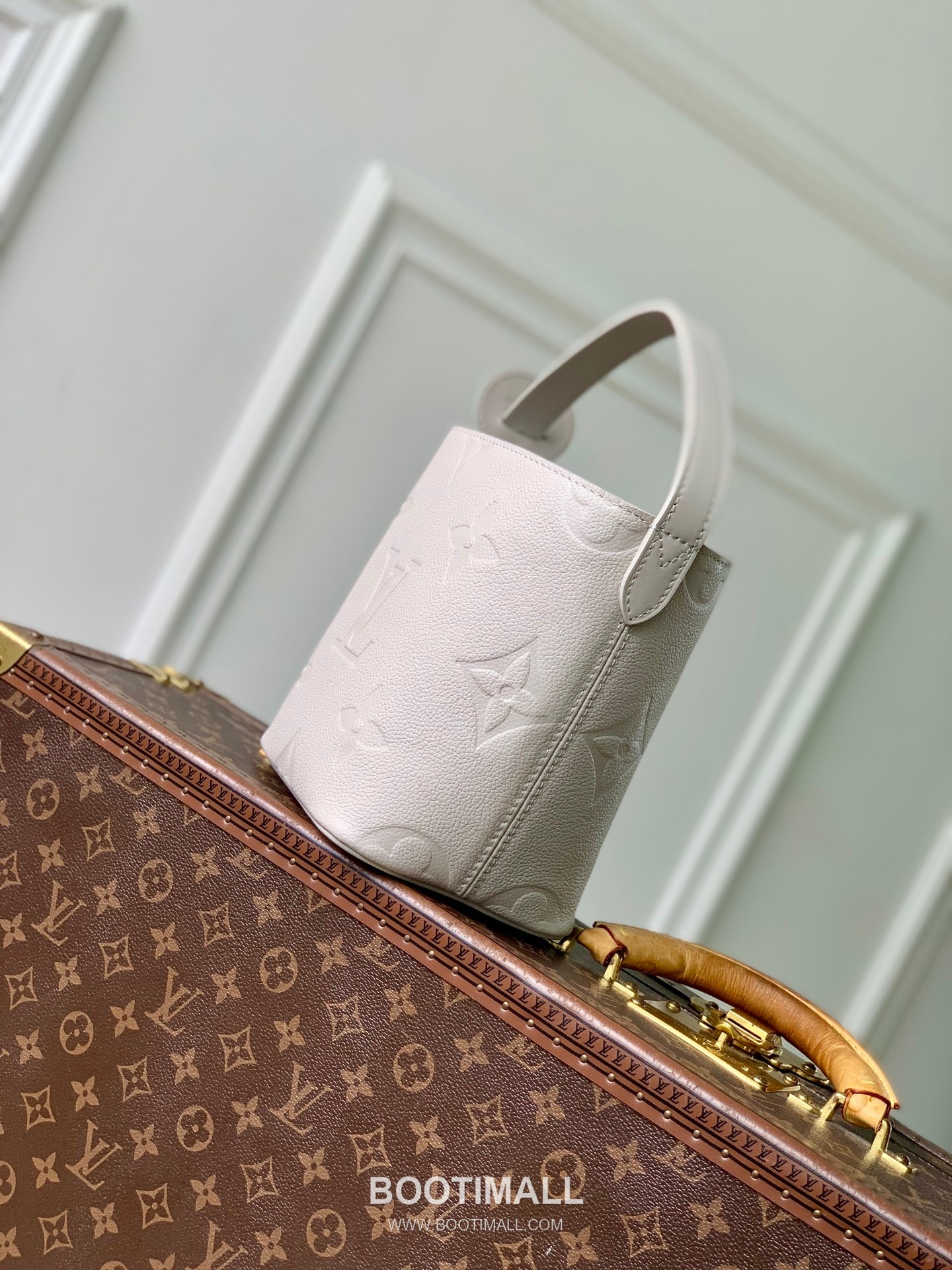 Louis Vuitton All In BB M28342 Monogram Empreinte Leather Shoulder Bag 루이비통 올 인 BB 모노그램 앙프렝뜨 레더 숄더백 16cm 3