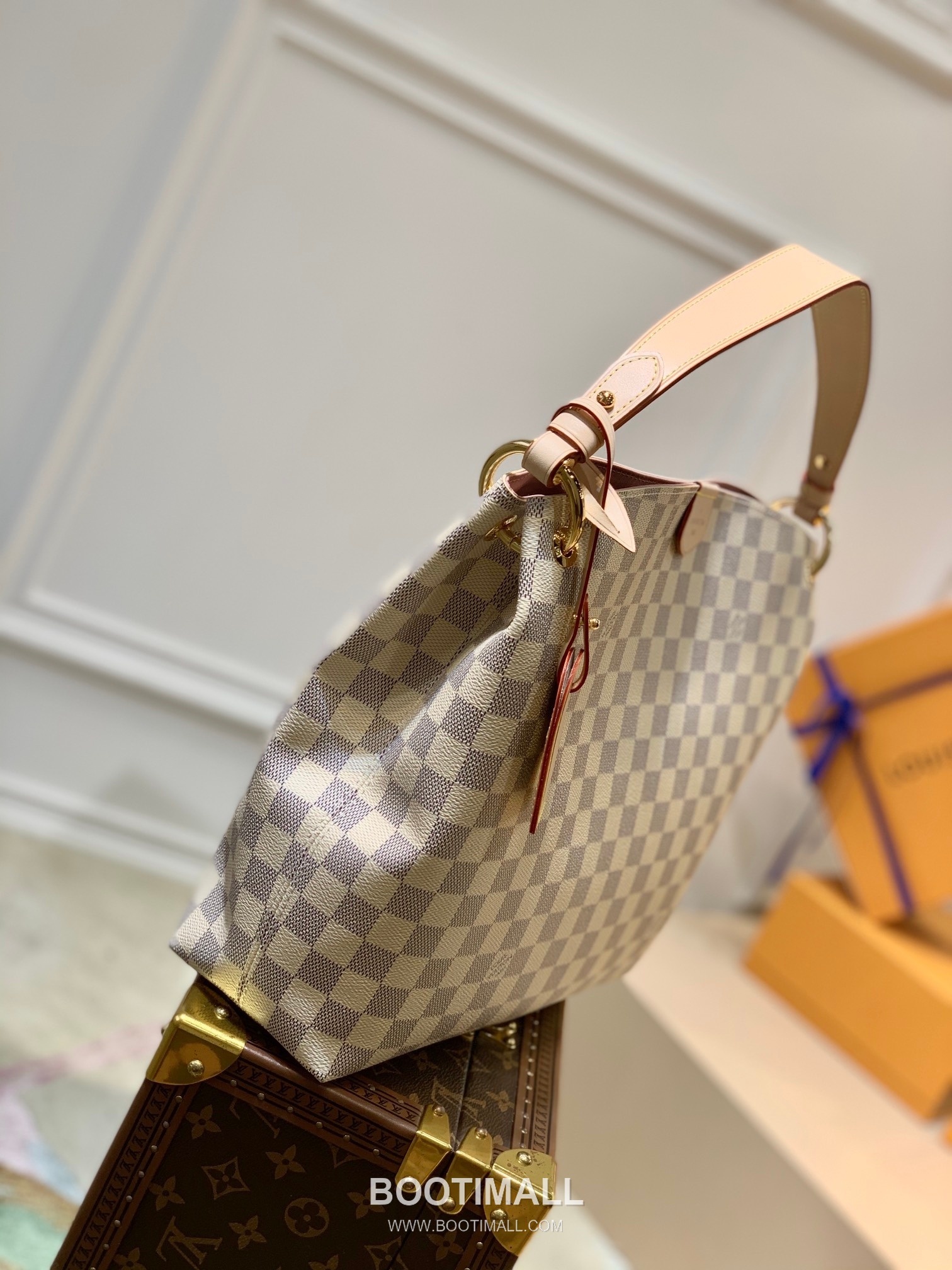 Louis Vuitton Graceful PM N42249 Damier Azur Coated Canvas Shoulder Bag 루이비통 그레이스풀 PM 다미에 아주르 코팅 캔버스 숄더백 35cm 3
