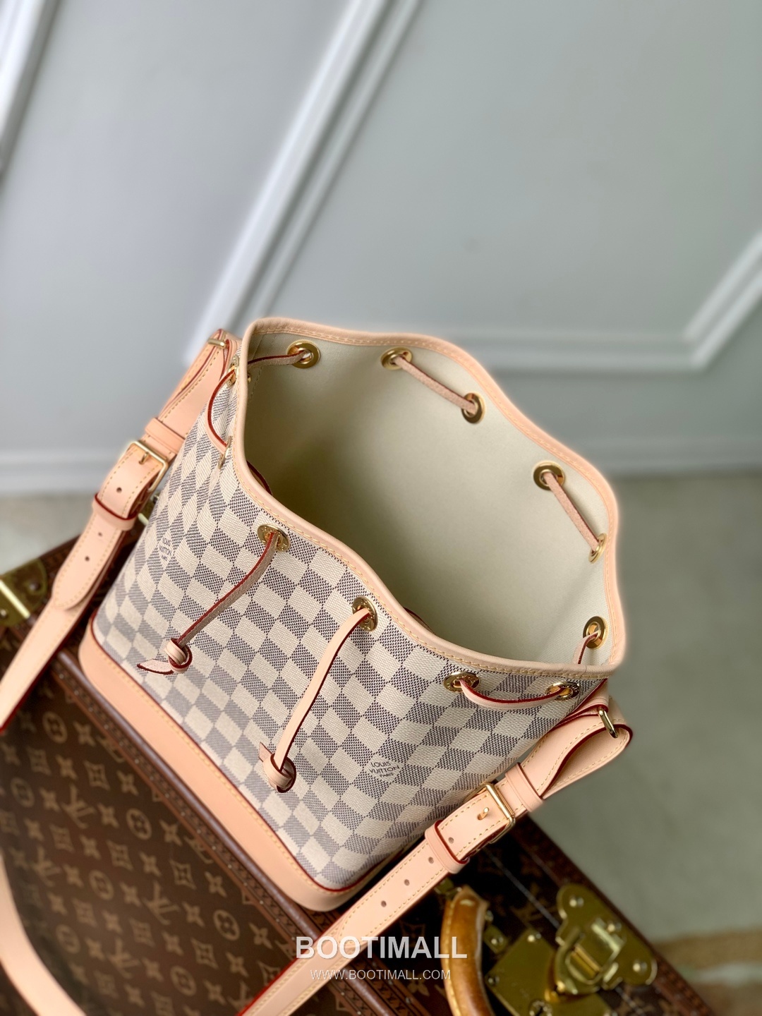 Louis Vuitton Noé BB N40594 Damier Azur Coated Canvas Bucket Bag 루이비통 노에 BB 다미에 아주르 코팅 캔버스 버킷백 22cm 9