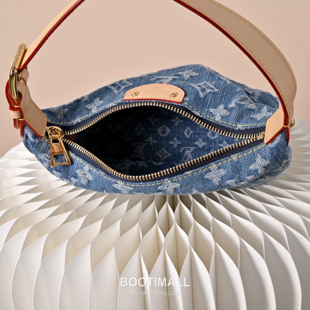 Louis Vuitton Hills Pochette M82949 Monogram Empreinte Denim Shoulder Bag 루이비통 힐스 포쉐트 모노그램 앙프렝뜨 데님 숄더백 20.5cm 7