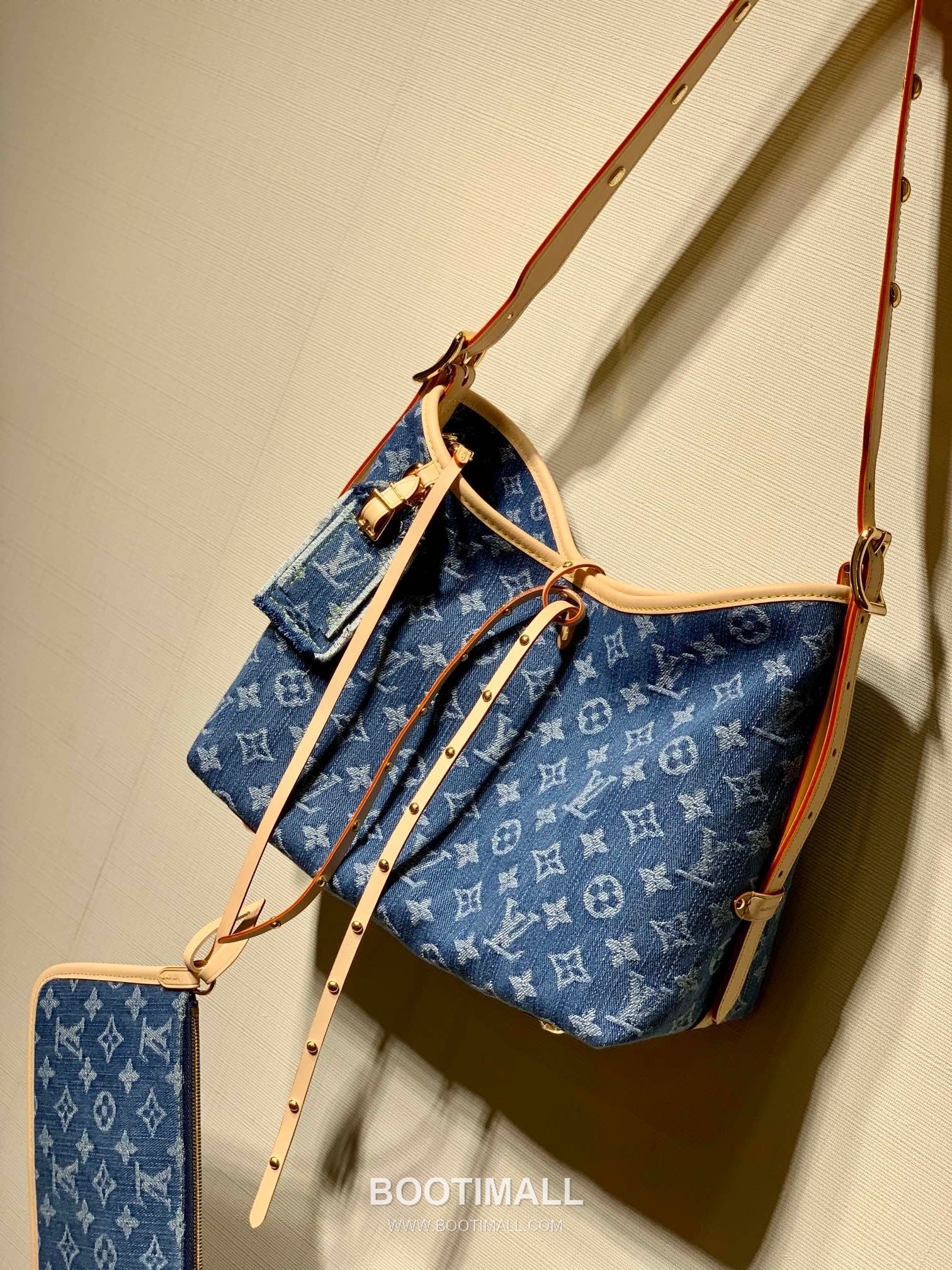 Louis Vuitton Carryall MM M46855 Monogram Denim Canvas Shoulder Bag 루이비통 캐리올 MM 모노그램 데님 캔버스 숄더백 29cm 2