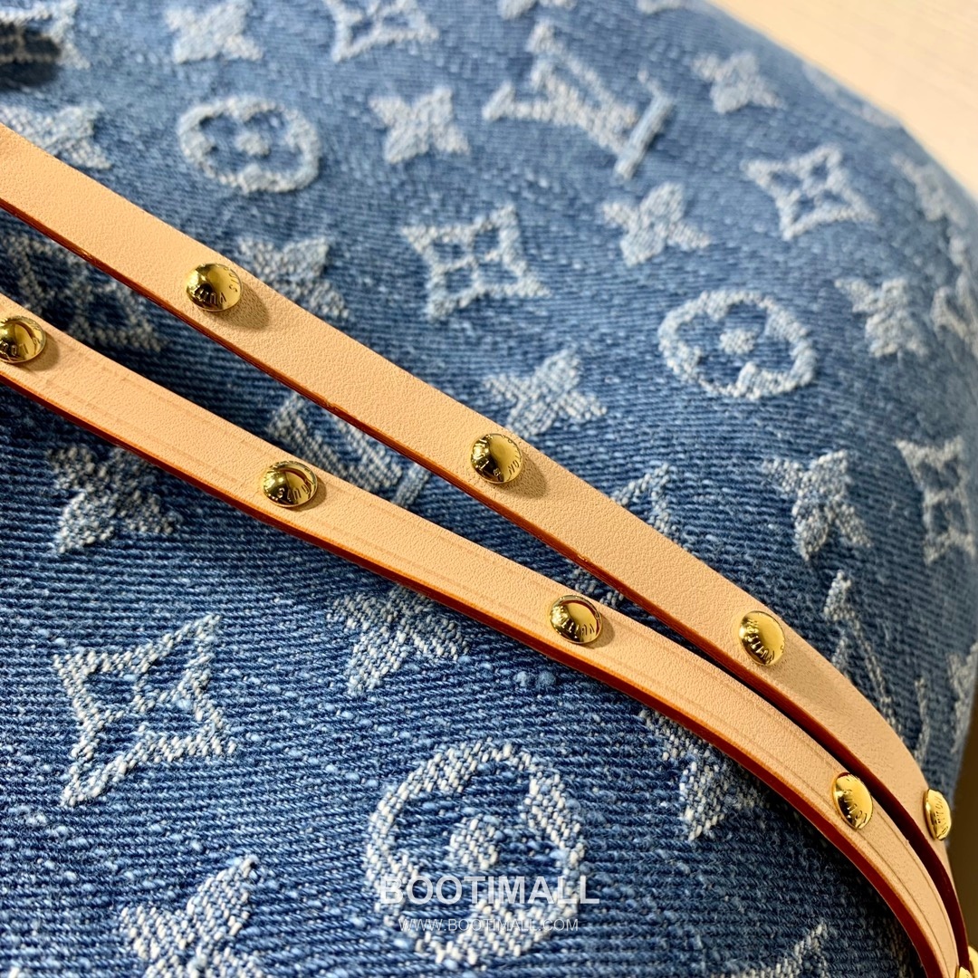 Louis Vuitton Carryall MM M46855 Monogram Denim Canvas Shoulder Bag 루이비통 캐리올 MM 모노그램 데님 캔버스 숄더백 29cm 9