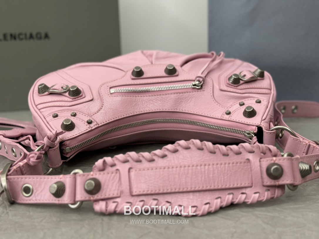 Balenciaga Le Cagole Large Hobo Bag Leather Shoulder & Crossbody Bag 발렌시아가 르 카골 라지 호보백 레더 숄더 크로스백 33cm 6