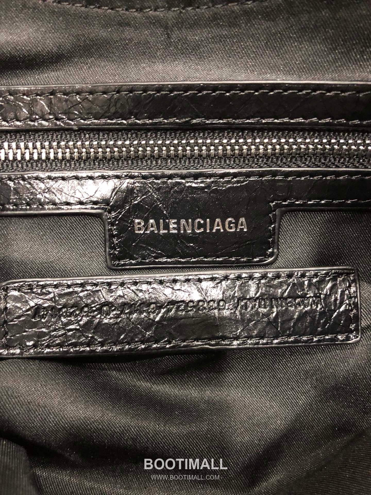 Balenciaga Le Cagole Large Hobo Bag Leather Shoulder & Crossbody Bag 발렌시아가 르 카골 라지 호보백 레더 숄더 크로스백 33cm 7