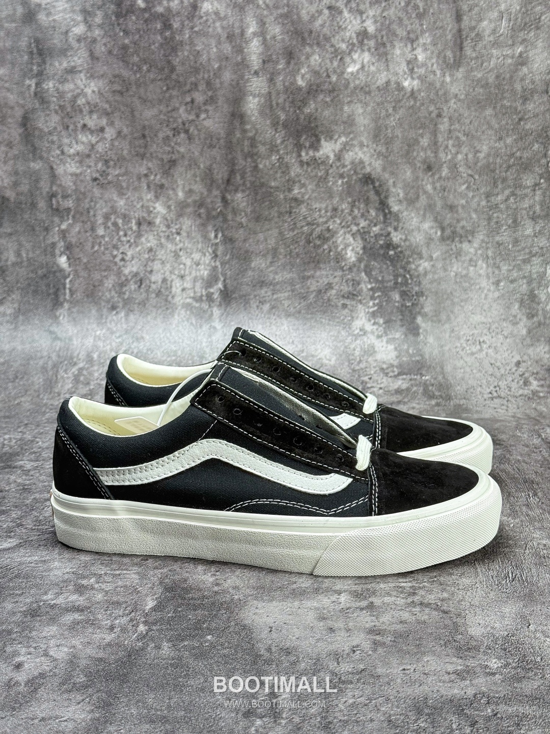 Vans Old Skool VR3 Canvas Low Sneakers 반스 올드스쿨 VR3 캔버스 로우 스니커즈

--- 5
