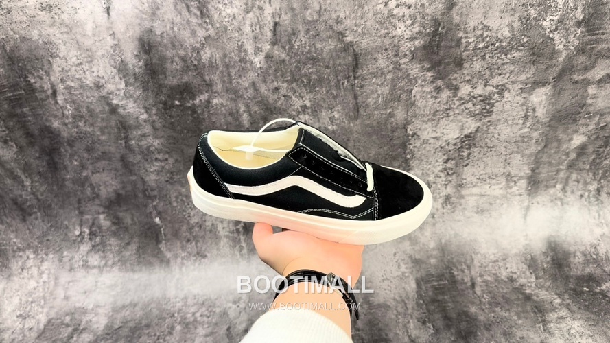 Vans Old Skool VR3 Canvas Low Sneakers 반스 올드스쿨 VR3 캔버스 로우 스니커즈

--- 11