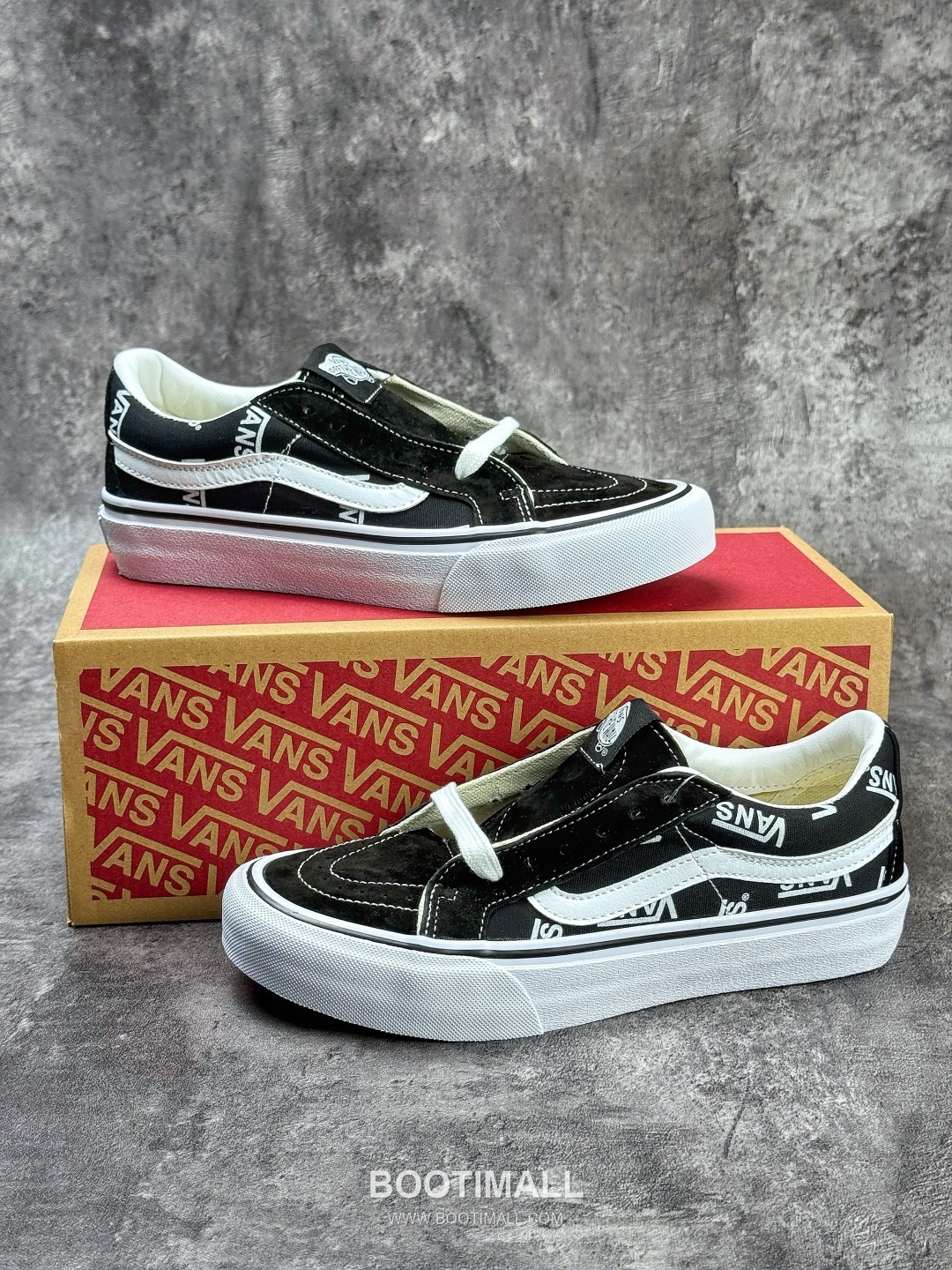 Vans Sk8-Low Canvas Low Sneakers 반스 스케이트-로우 캔버스 로우 스니커즈

--- 4