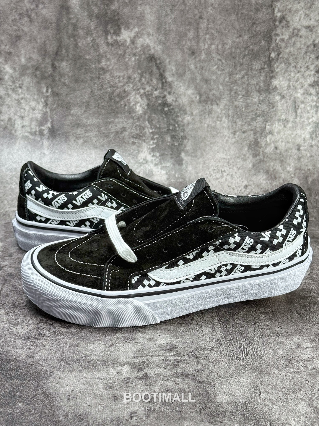 Vans Sk8-Low Canvas Low Sneakers 반스 스케이트-로우 캔버스 로우 스니커즈

--- 1