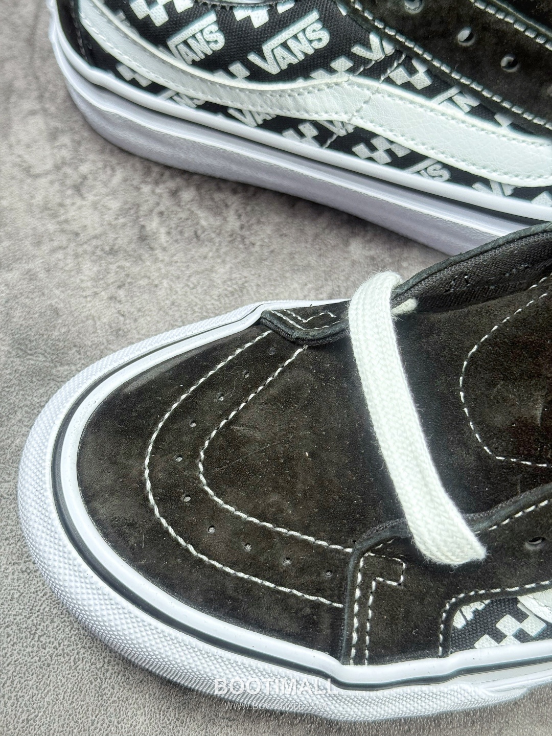 Vans Sk8-Low Canvas Low Sneakers 반스 스케이트-로우 캔버스 로우 스니커즈

--- 8