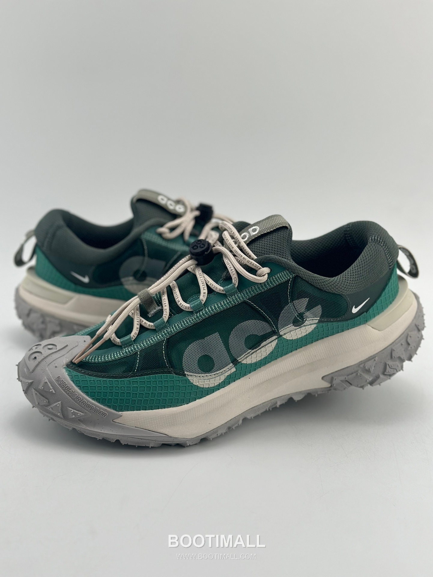 Nike ACG Mountain Fly 2 Low Mesh Trail Sneakers 나이키 ACG 마운틴 플라이 2 로우 메쉬 트레일 스니커즈

--- 1
