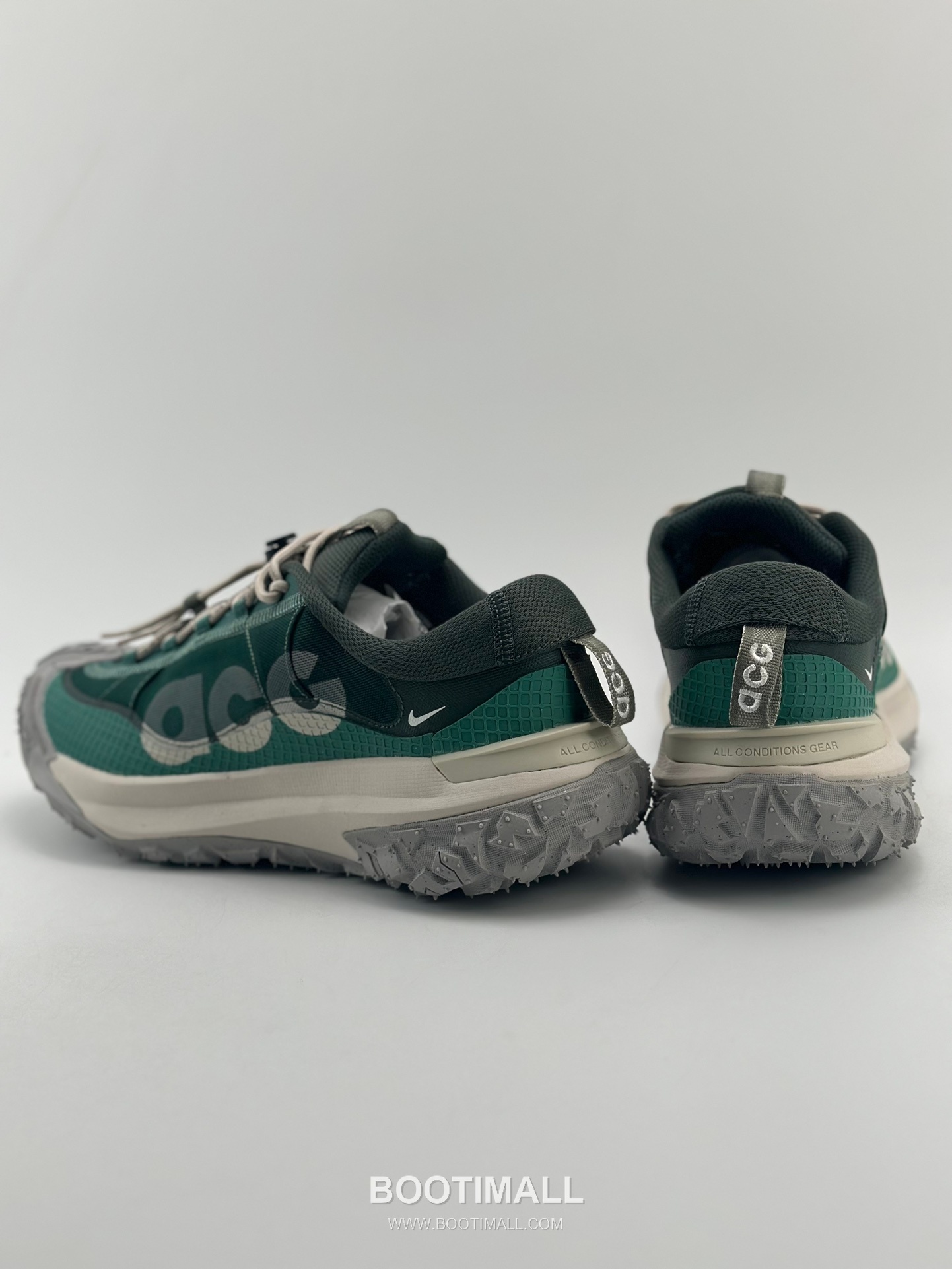 Nike ACG Mountain Fly 2 Low Mesh Trail Sneakers 나이키 ACG 마운틴 플라이 2 로우 메쉬 트레일 스니커즈

--- 5