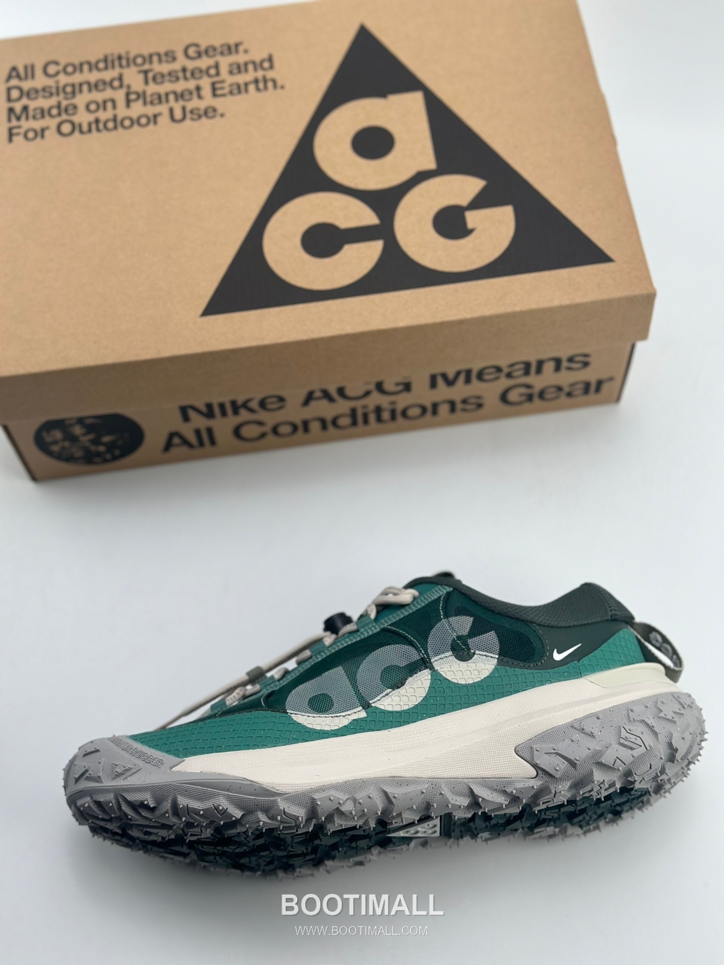 Nike ACG Mountain Fly 2 Low Mesh Trail Sneakers 나이키 ACG 마운틴 플라이 2 로우 메쉬 트레일 스니커즈

--- 7