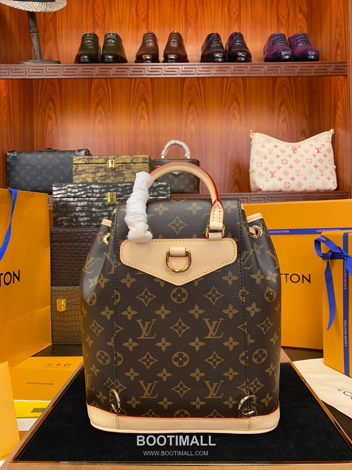 Louis Vuitton Montsouris Backpack M11198 Monogram Coated Canvas Leather Trim Bag 루이비통 몽수리 백팩 모노그램 코팅 캔버스 레더 트림 백팩 30cm 3