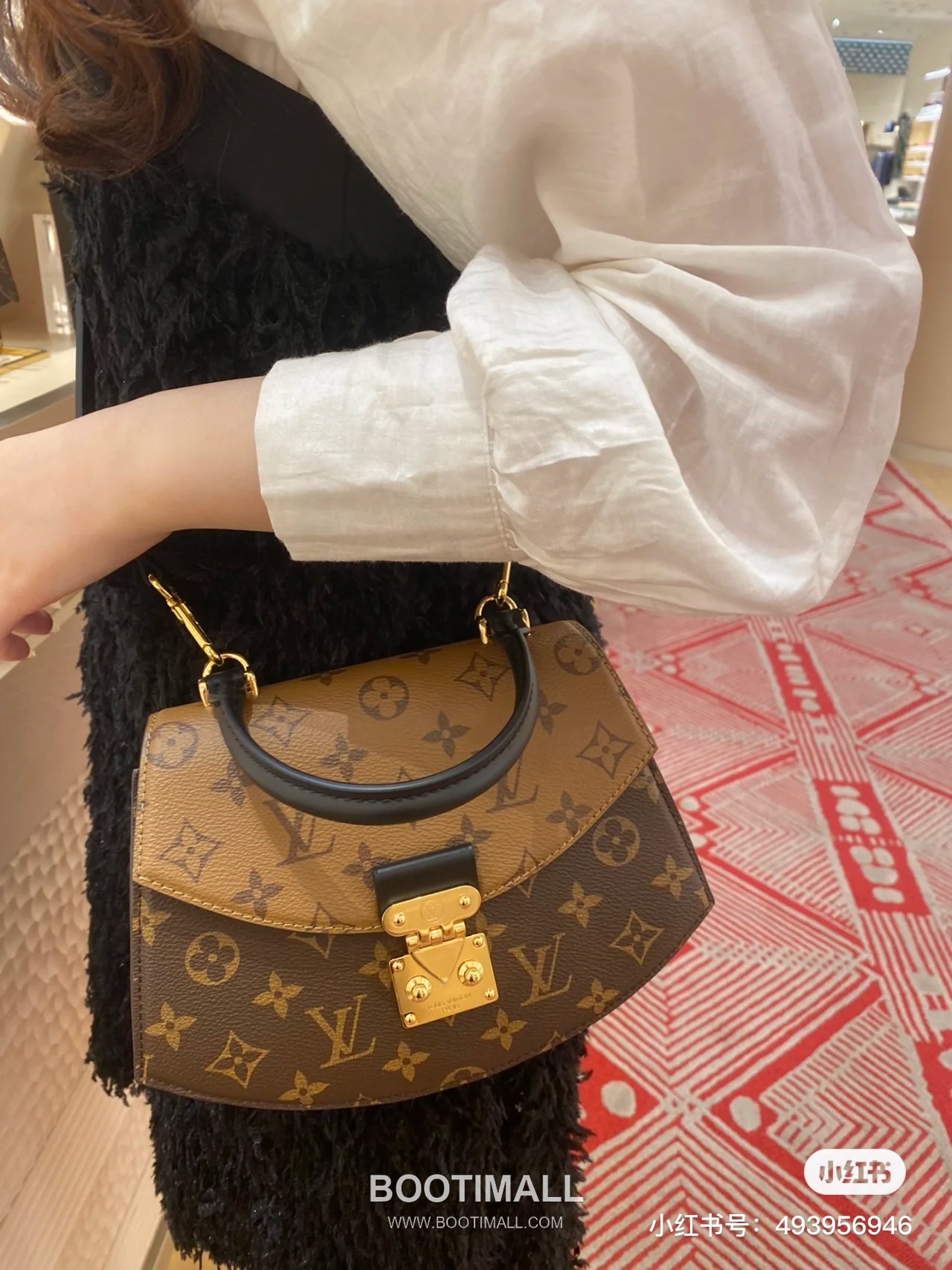 Louis Vuitton Tilsitt Bag M46548 Monogram Canvas Reverse Bag 루이비통 틸싯 모노그램 캔버스 리버스 백 24cm 1