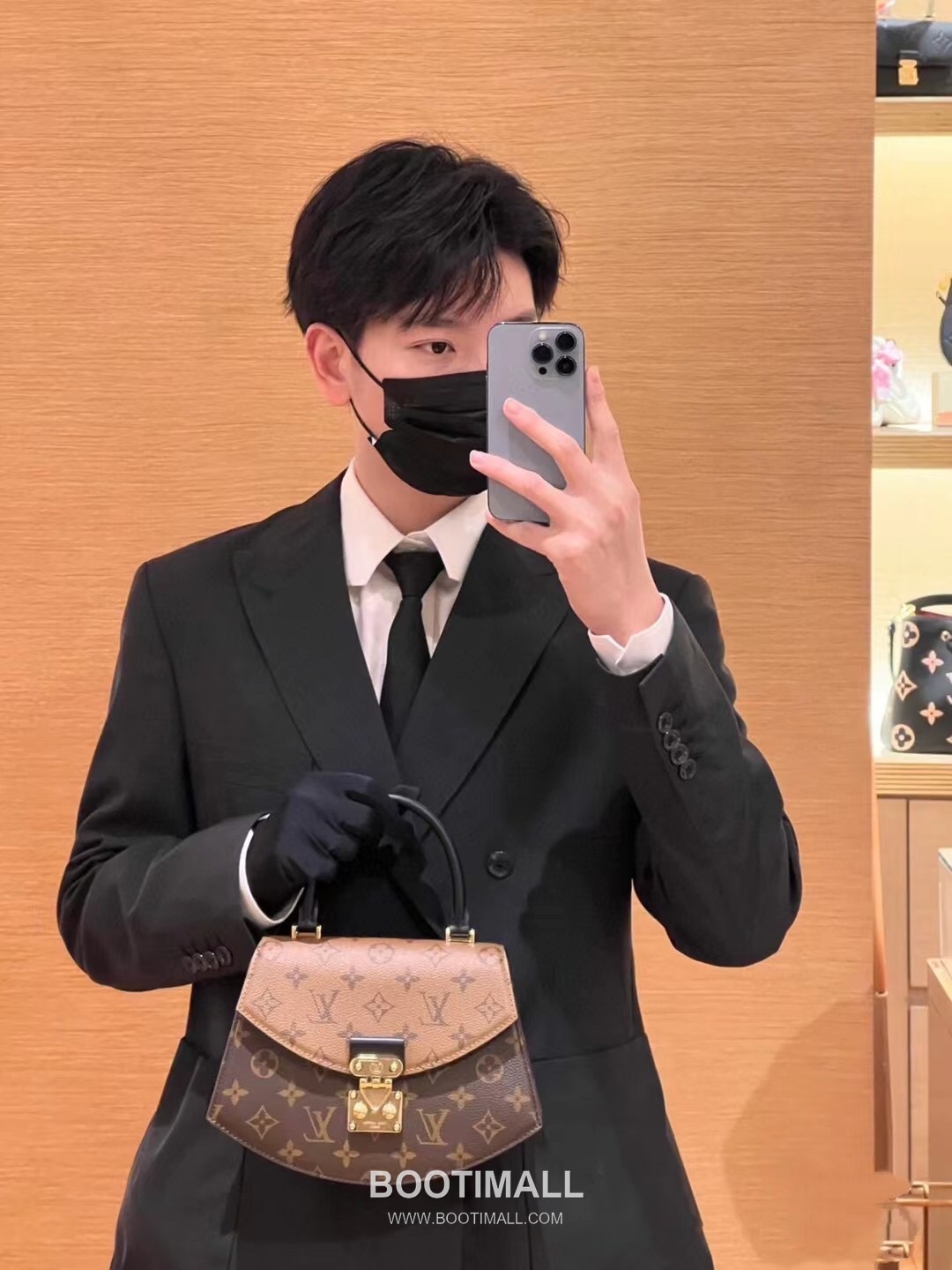 Louis Vuitton Tilsitt Bag M46548 Monogram Canvas Reverse Bag 루이비통 틸싯 모노그램 캔버스 리버스 백 24cm 17