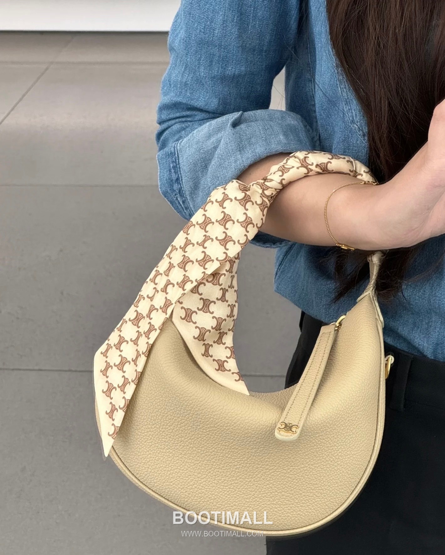 Celine Teen Lulu Grained Calfskin Leather Top Handle Shoulder Bag 120723 셀린느 틴 룰루 그레인 카프스킨 탑핸들 숄더 크로스백 24cm 3