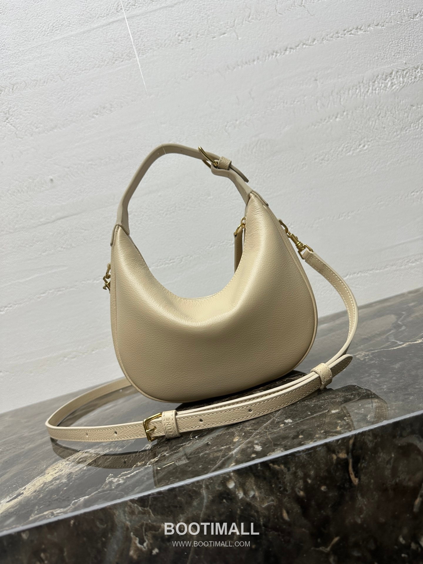 Celine Teen Lulu Grained Calfskin Leather Top Handle Shoulder Bag 120723 셀린느 틴 룰루 그레인 카프스킨 탑핸들 숄더 크로스백 24cm 12