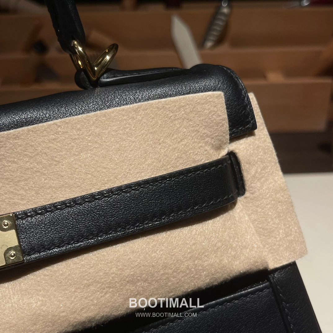 Hermès Kelly Lakis Swift Leather Double Zip Bag 28 에르메스 켈리 라키스 스위프트 레더 더블 지퍼 숄더백 28cm 4