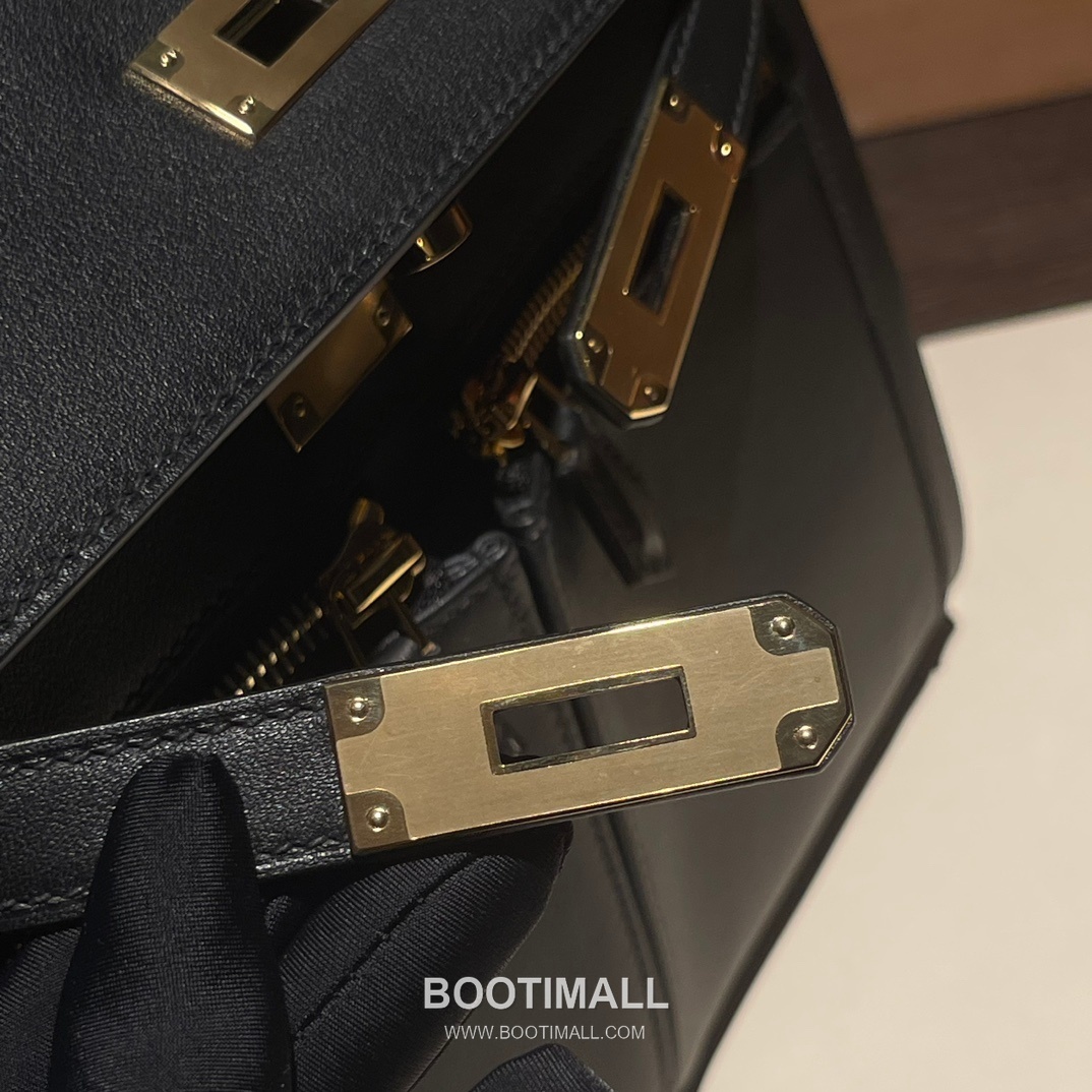 Hermès Kelly Lakis Swift Leather Double Zip Bag 28 에르메스 켈리 라키스 스위프트 레더 더블 지퍼 숄더백 28cm 8