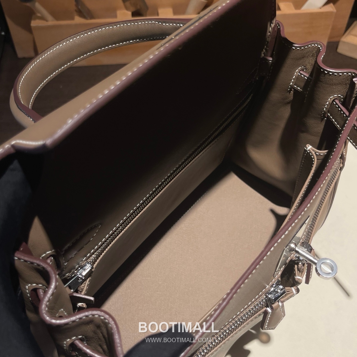 Hermès Kelly Lakis Swift Leather Double Zip Bag 28 에르메스 켈리 라키스 스위프트 레더 더블 지퍼 숄더백 28cm 8