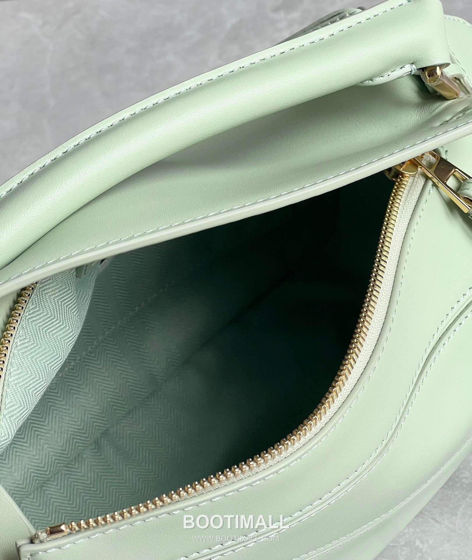 Loewe Puzzle Satin Calfskin Leather Shoulder Bag ID061609 로에베 퍼즐 새틴 카프스킨 레더 숄더 크로스백 24cm 8