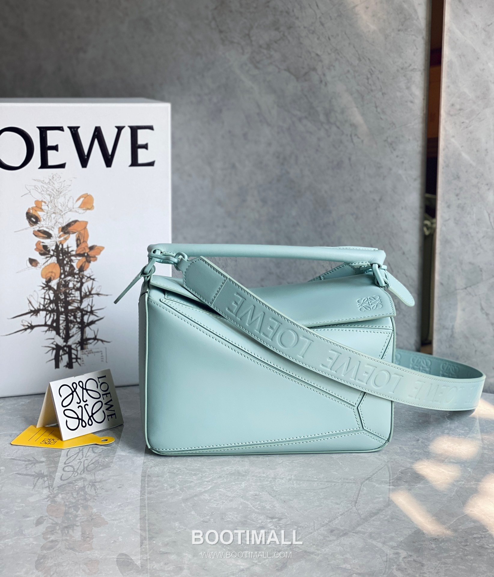 Loewe Puzzle Satin Calfskin Leather Shoulder Bag ID10172 B 로에베 퍼즐 새틴 카프스킨 레더 숄더 크로스백 24cm 7