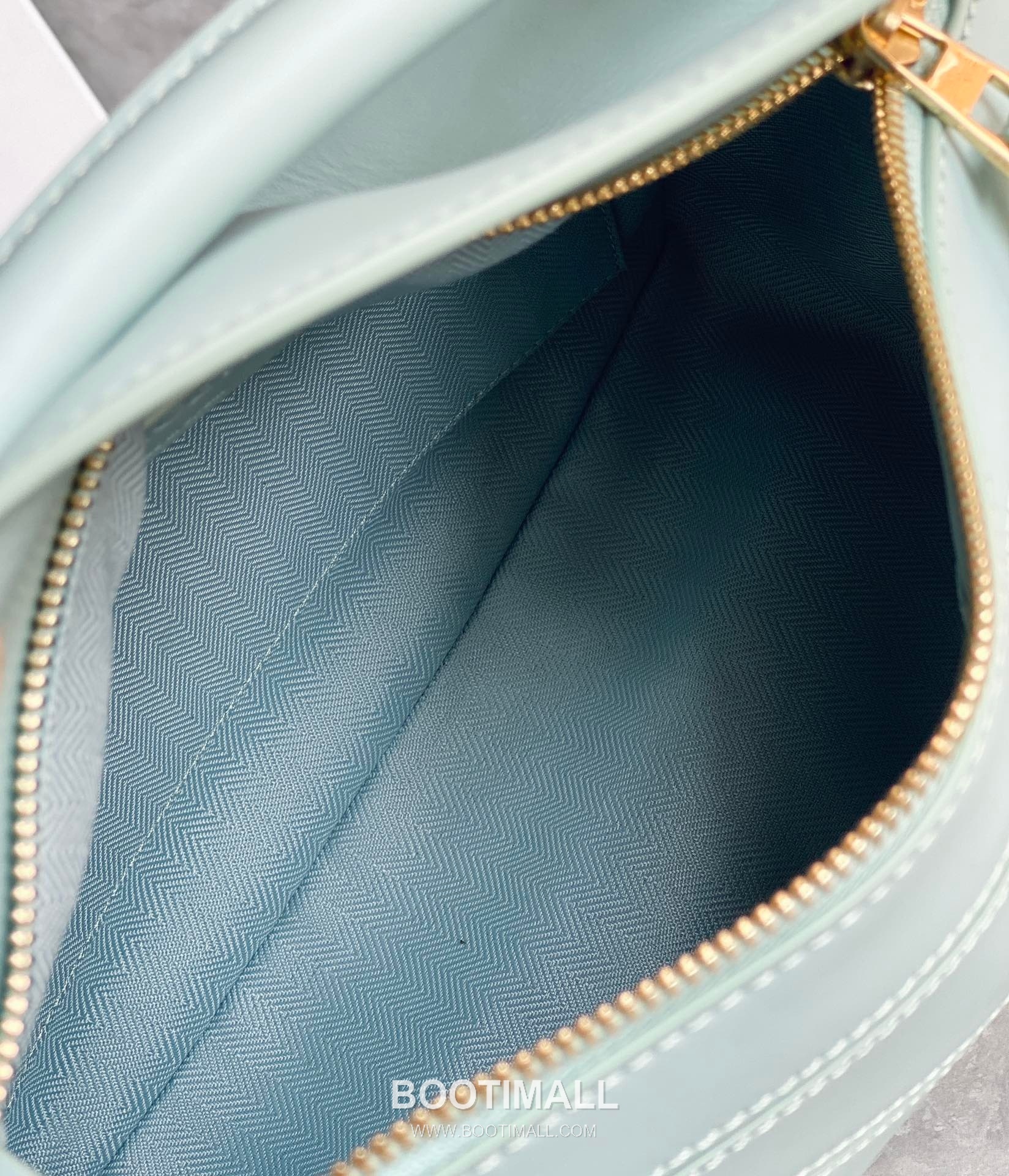 Loewe Puzzle Satin Calfskin Leather Shoulder Bag ID10172 B 로에베 퍼즐 새틴 카프스킨 레더 숄더 크로스백 24cm 13