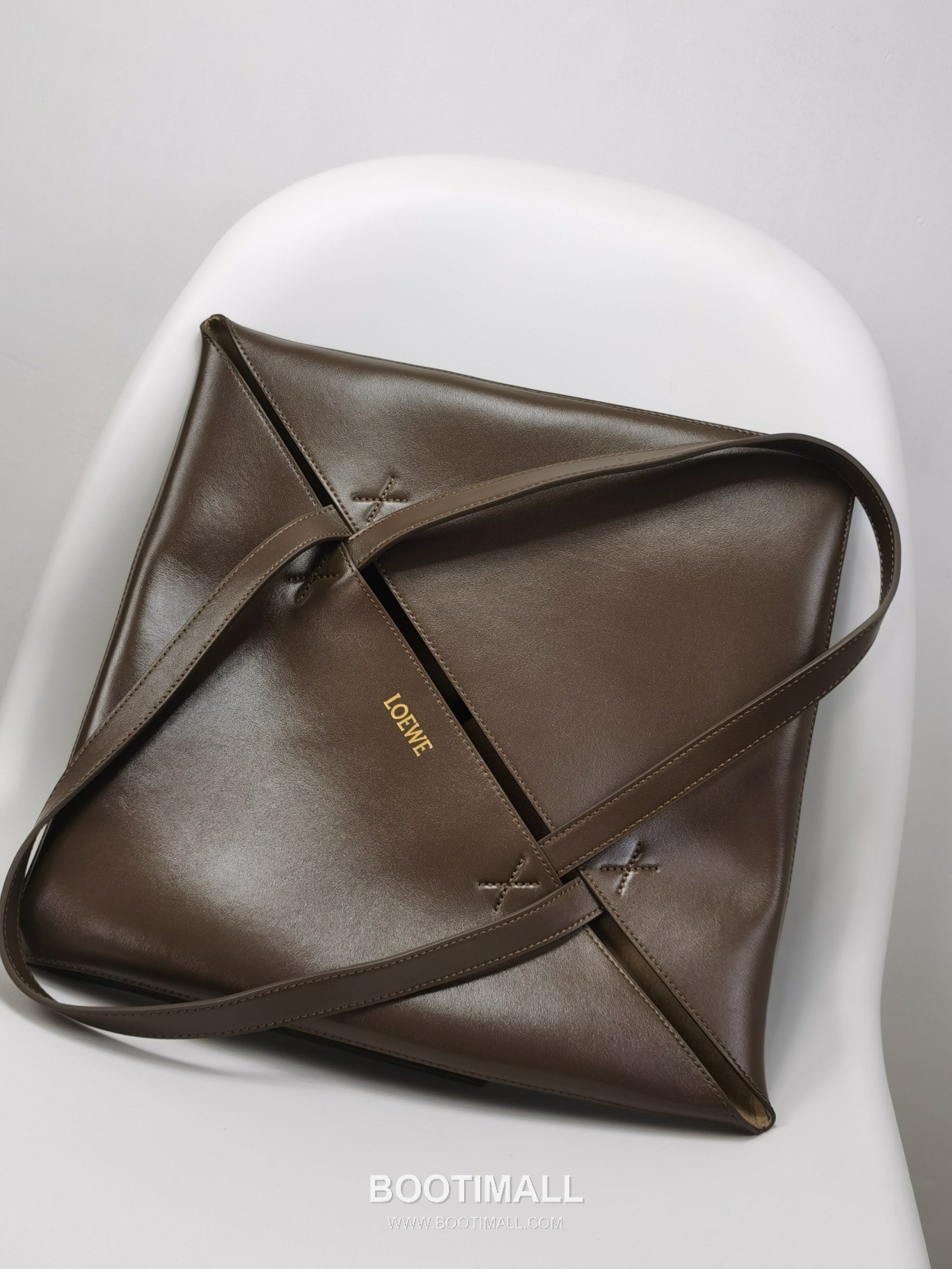Loewe Puzzle Fold Glossy Calfskin Leather Large Tote Bag 1761 로에베 퍼즐 폴드 글로시 카프스킨 레더 라지 토트백 42cm 4