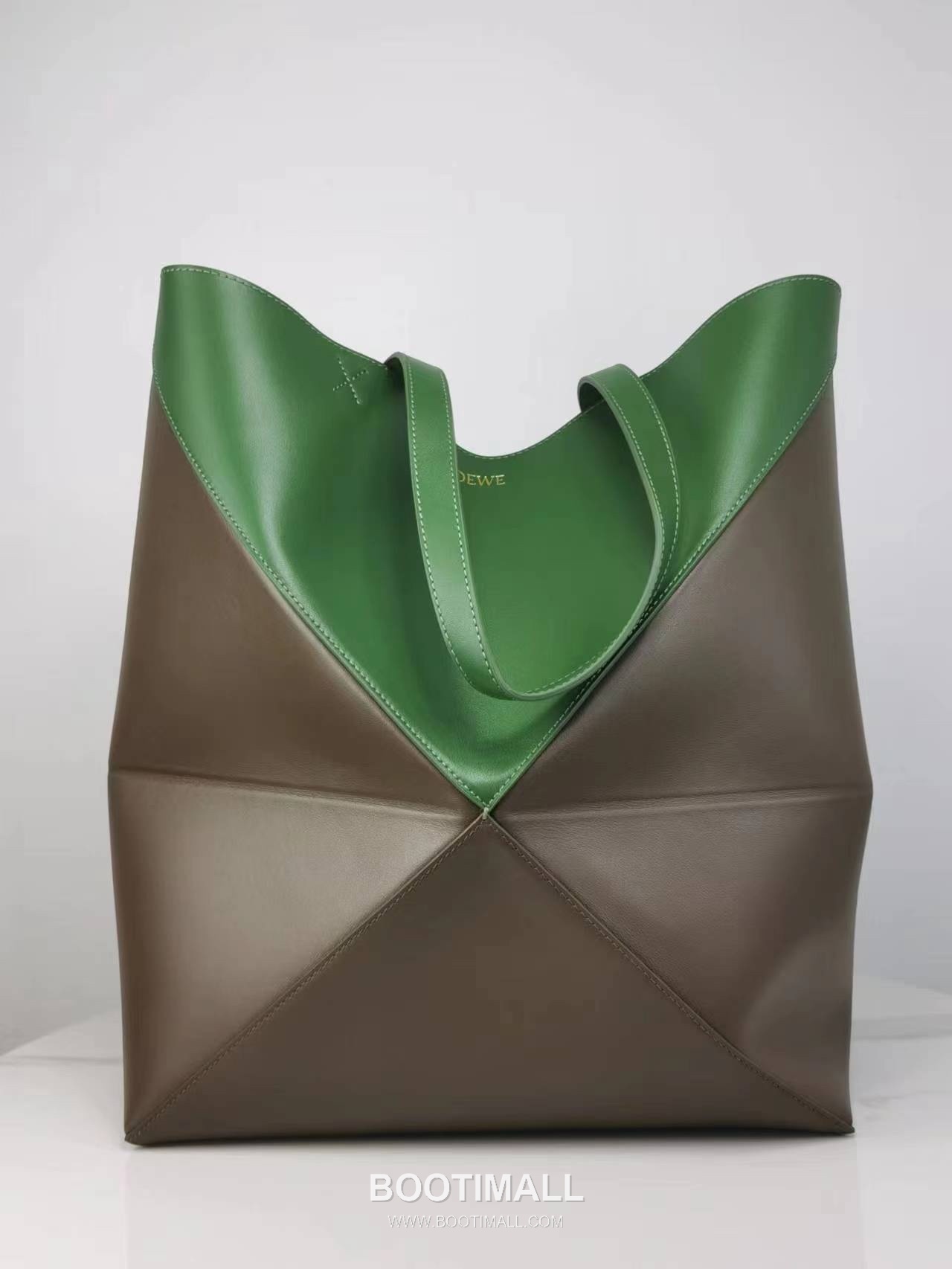 Loewe Puzzle Fold Glossy Calfskin Leather Large Tote Bag 1761 로에베 퍼즐 폴드 글로시 카프스킨 레더 라지 토트백 42cm 1
