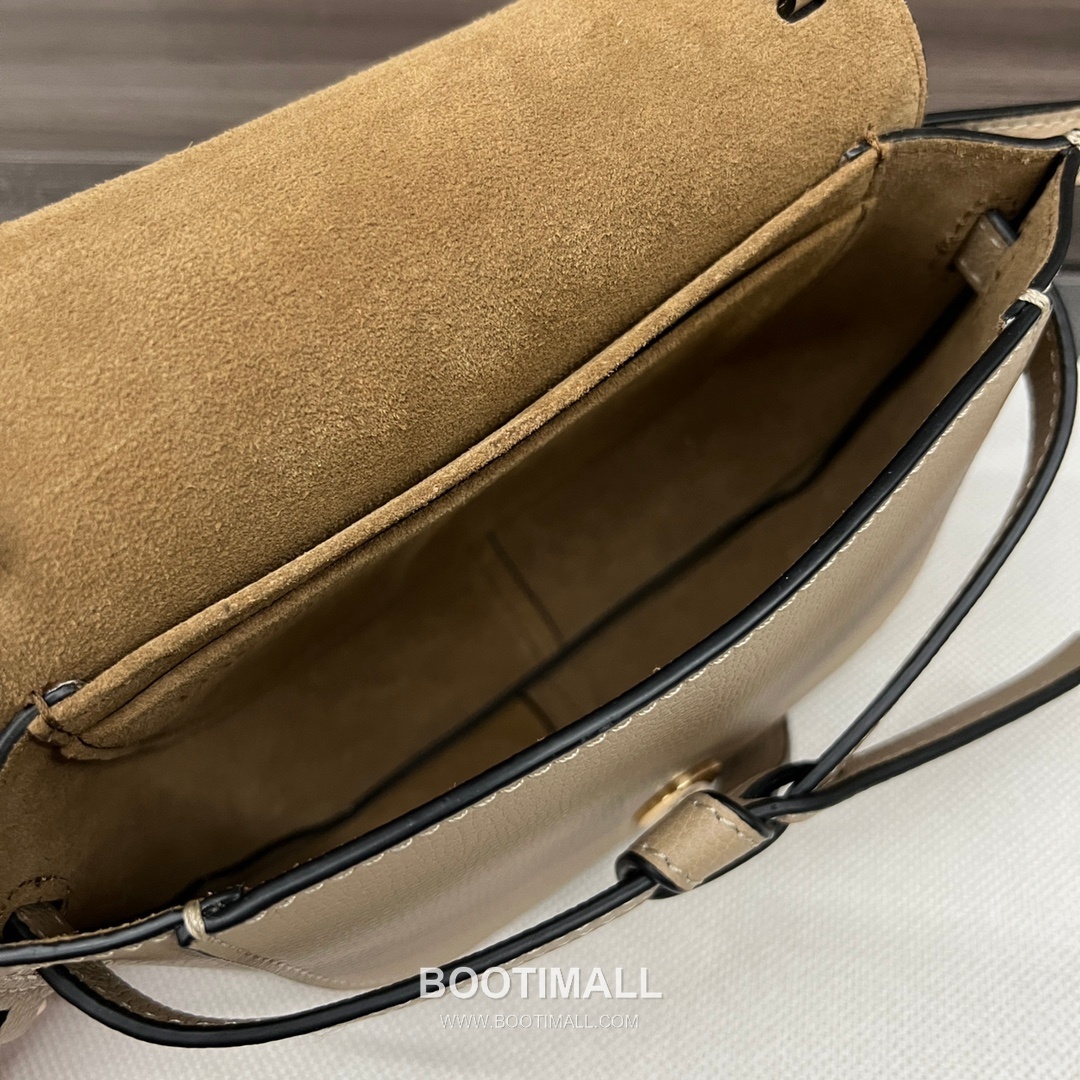 Loewe Mini Gate Dual Pebbled Calfskin Leather Shoulder Bag 89020 로에베 미니 게이트 듀얼 페블드 카프스킨 숄더 크로스백 21cm 8