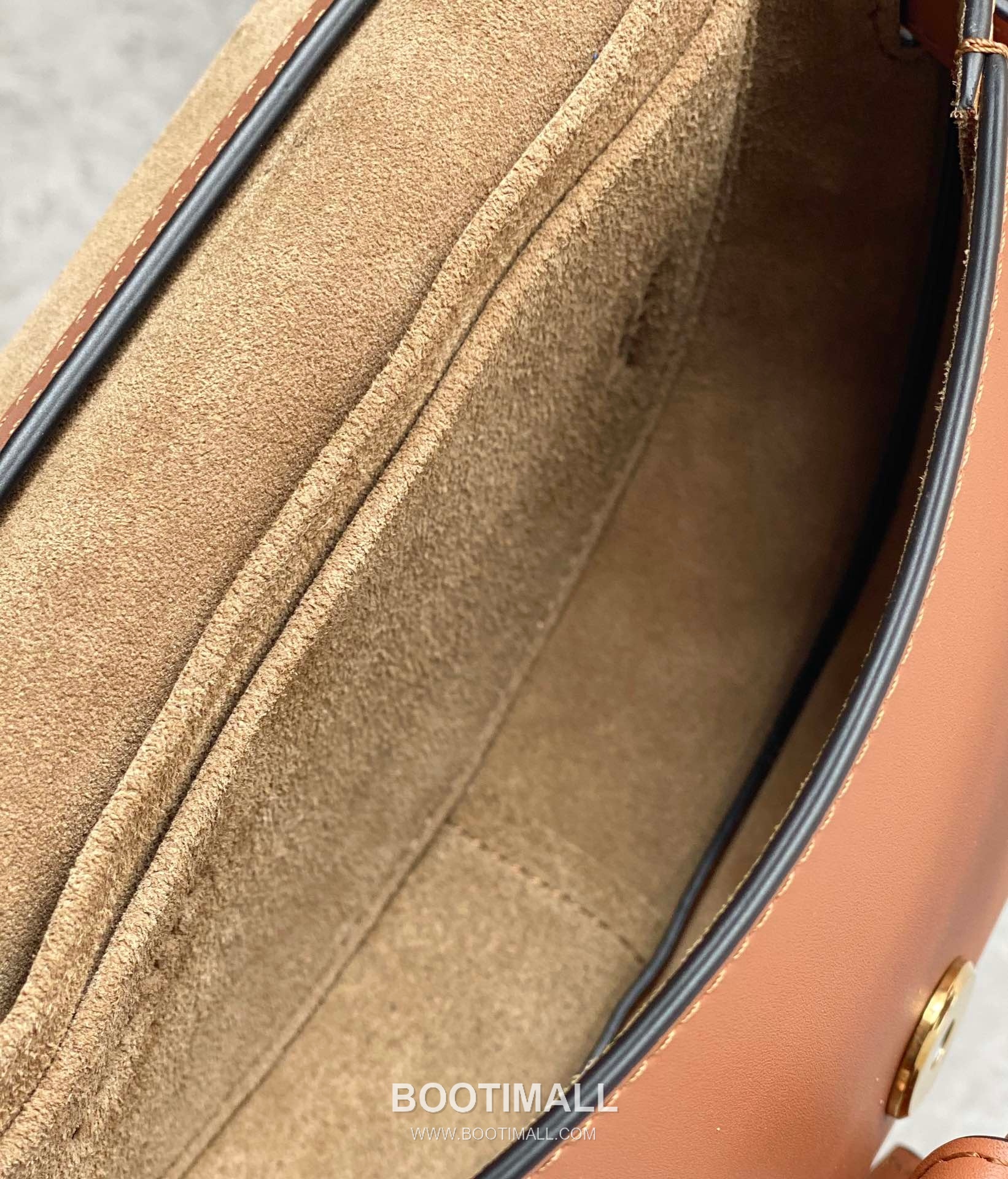 Loewe Mini Gate Dual Calfskin Leather Embroidered Strap Shoulder Bag 10121 로에베 미니 게이트 듀얼 카프스킨 자수 스트랩 숄더 크로스백 21cm 13