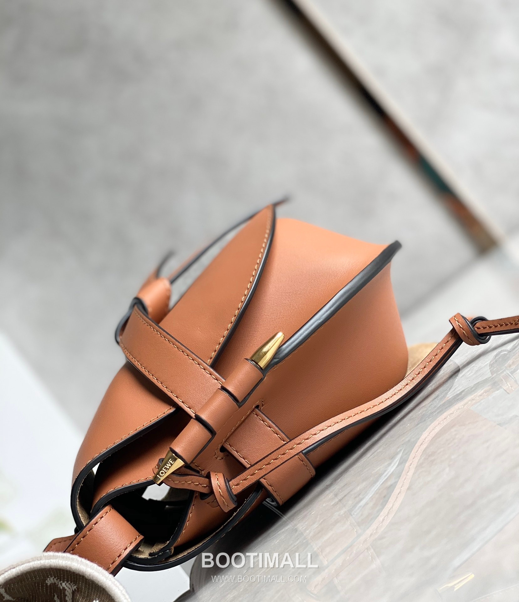 Loewe Gate Dual Calfskin Leather Embroidered Strap Shoulder Bag 10183 로에베 게이트 듀얼 카프스킨 자수 스트랩 숄더 크로스백 25cm 9