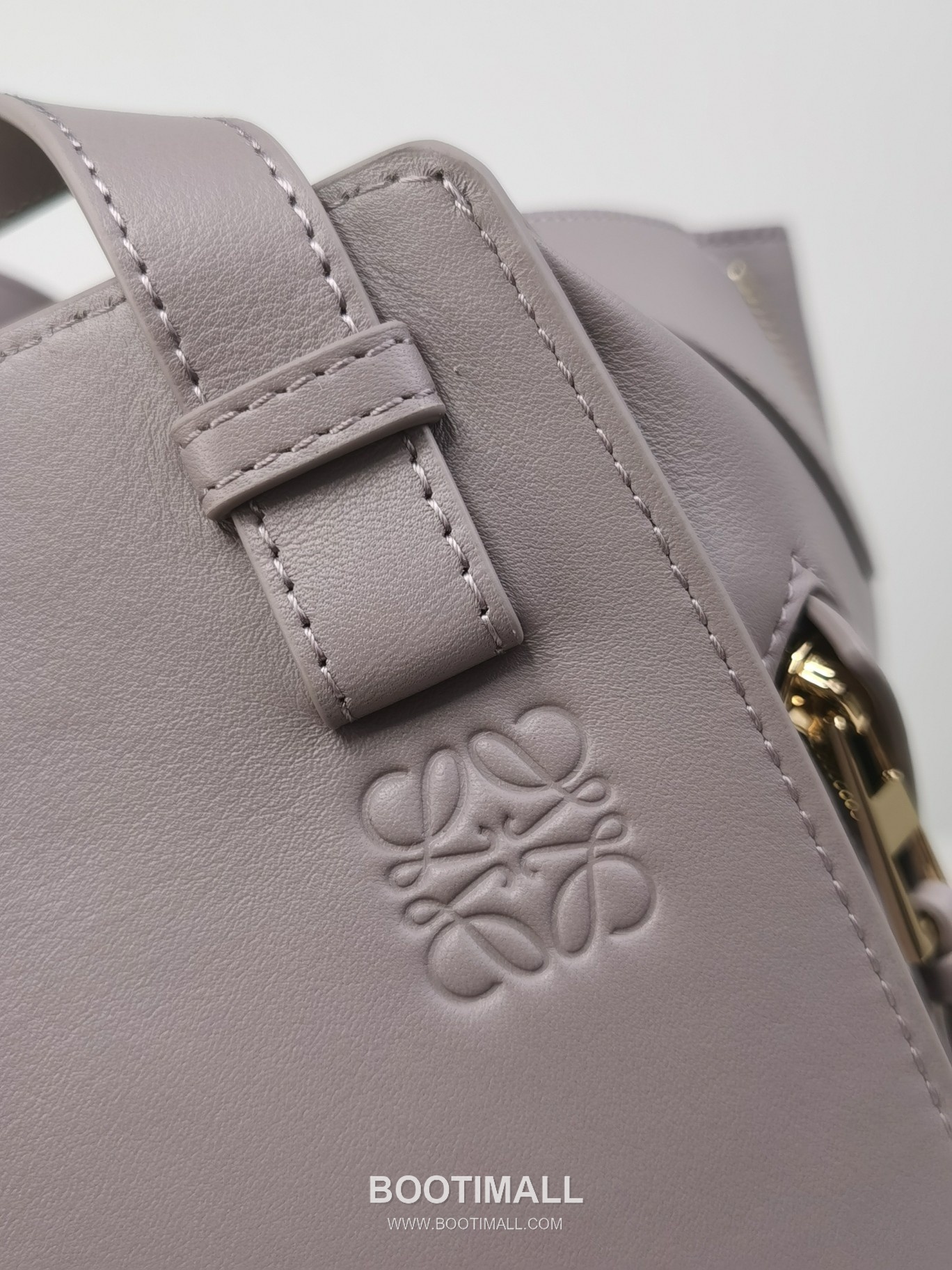 Loewe Hammock Compact Grained Calfskin Leather Shoulder Bag 8047 로에베 해먹 컴팩트 그레인 카프스킨 숄더 크로스백 20cm 9
