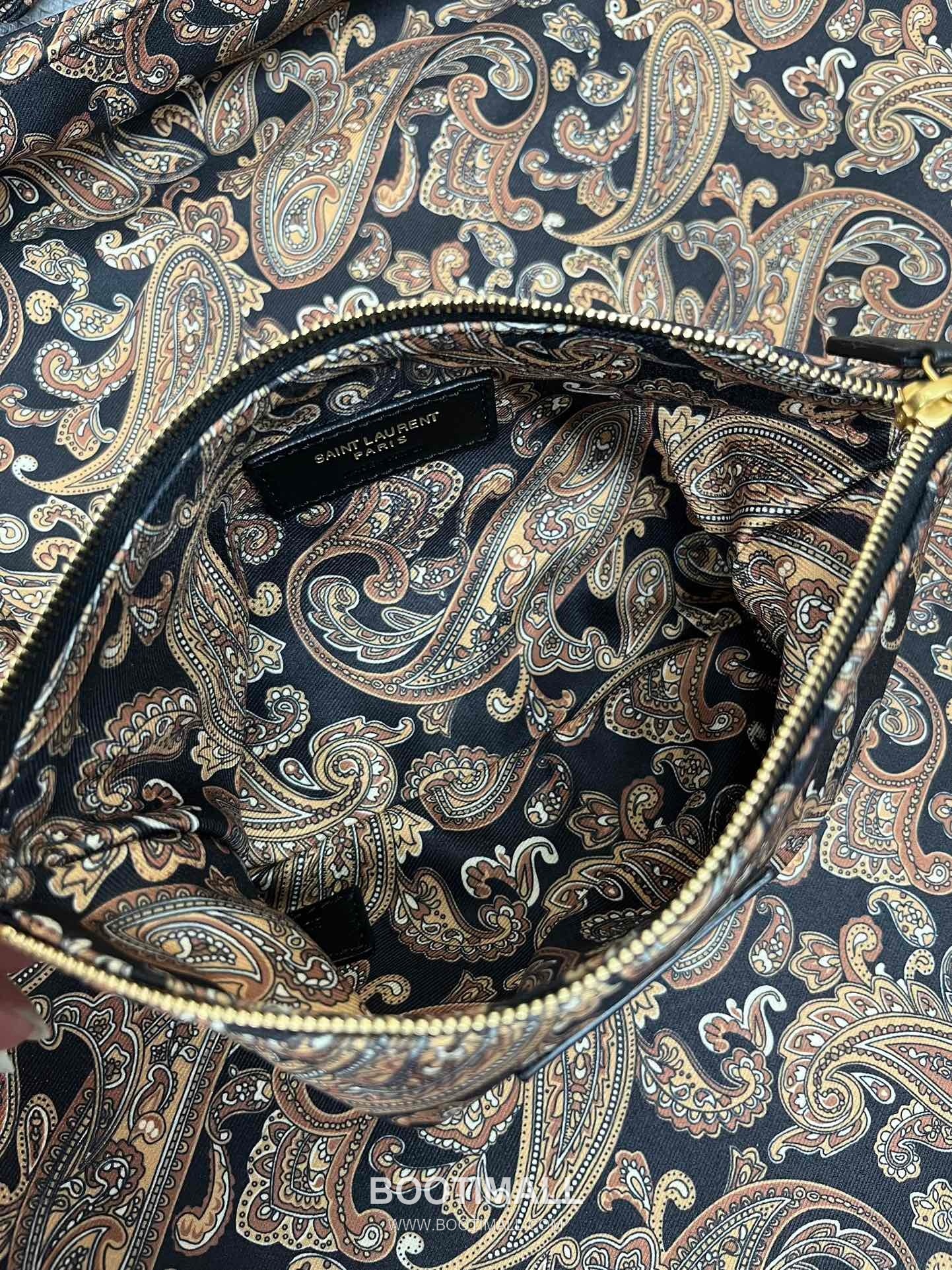 Saint Laurent Le Cassandre Paisley Print Satin Tote Bag 834750 생로랑 르 카산드르 페이즐리 프린트 새틴 토트백 47cm 17