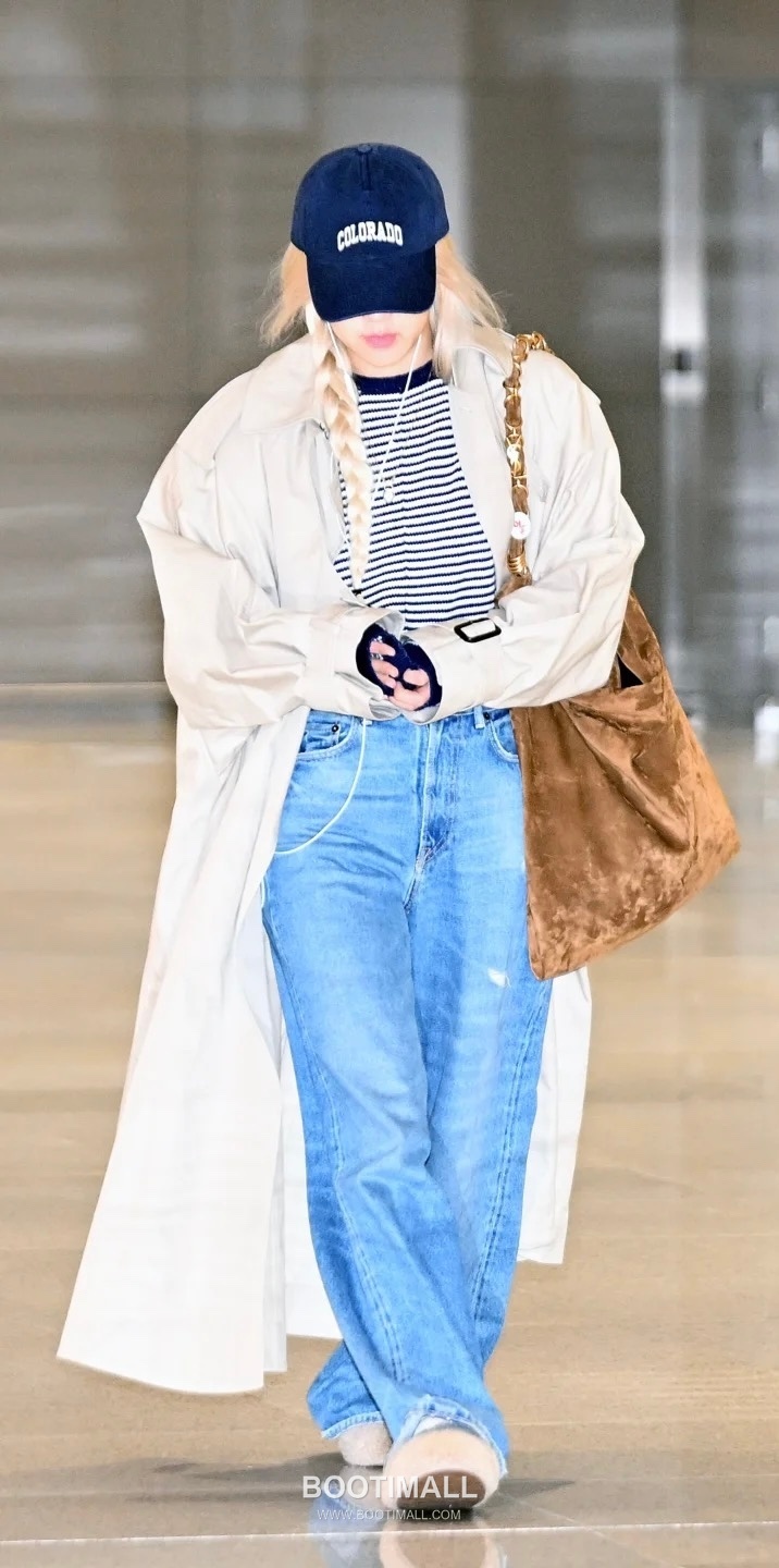 Saint Laurent Amalia Suede Leather Tote Bag 834750 생로랑 아말리아 스웨이드 레더 토트백 47cm 4