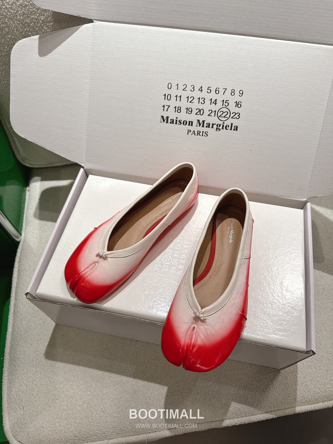 Maison Margiela Tabi Suede Leather Split Toe Ballet Flats 메종 마르지엘라 타비 스웨이드 레더 스플릿토 발레 플랫 슈즈 3