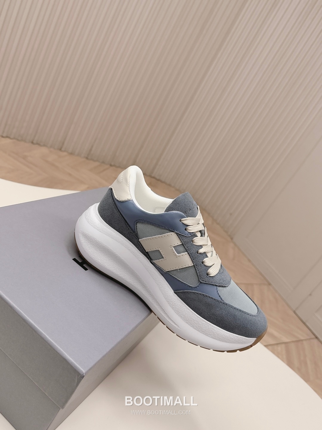 HOGAN Interactive Leather Chunky Sole Runner Sneakers 호간 인터랙티브 레더 청키솔 러너 스니커즈 5