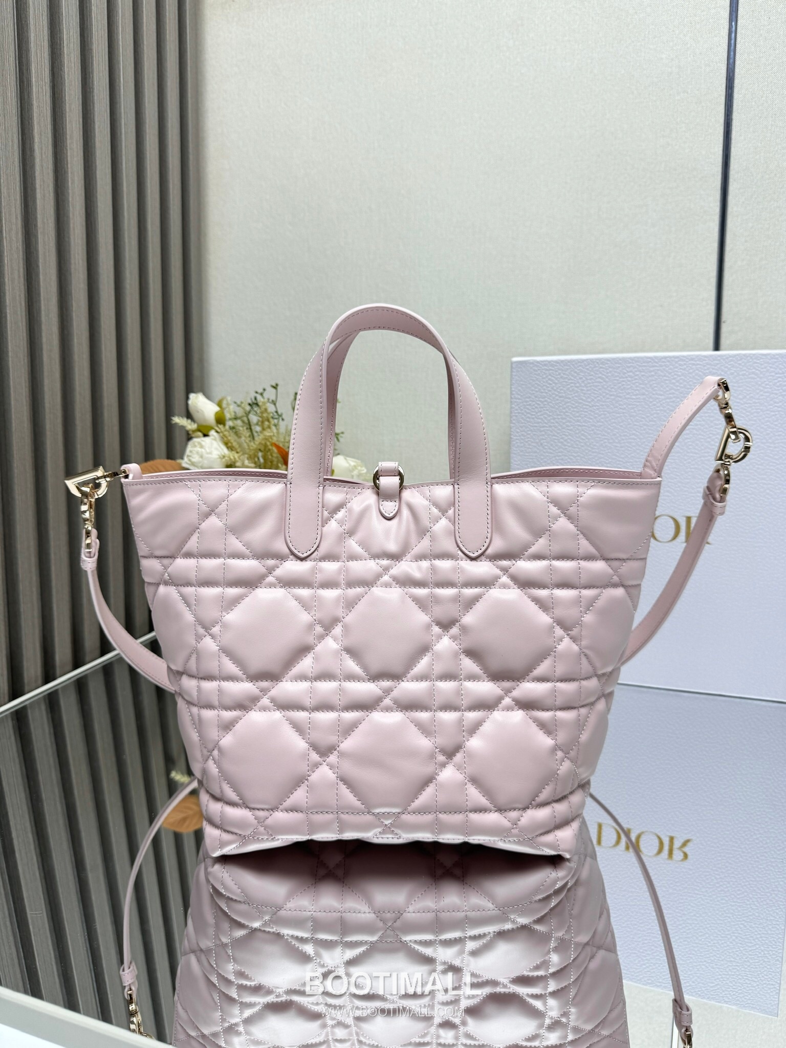 Dior Toujours Cannage Calfskin Vertical Tote Bag M2836 디올 투주르 까나쥬 카프스킨 버티컬 토트백 23cm 4