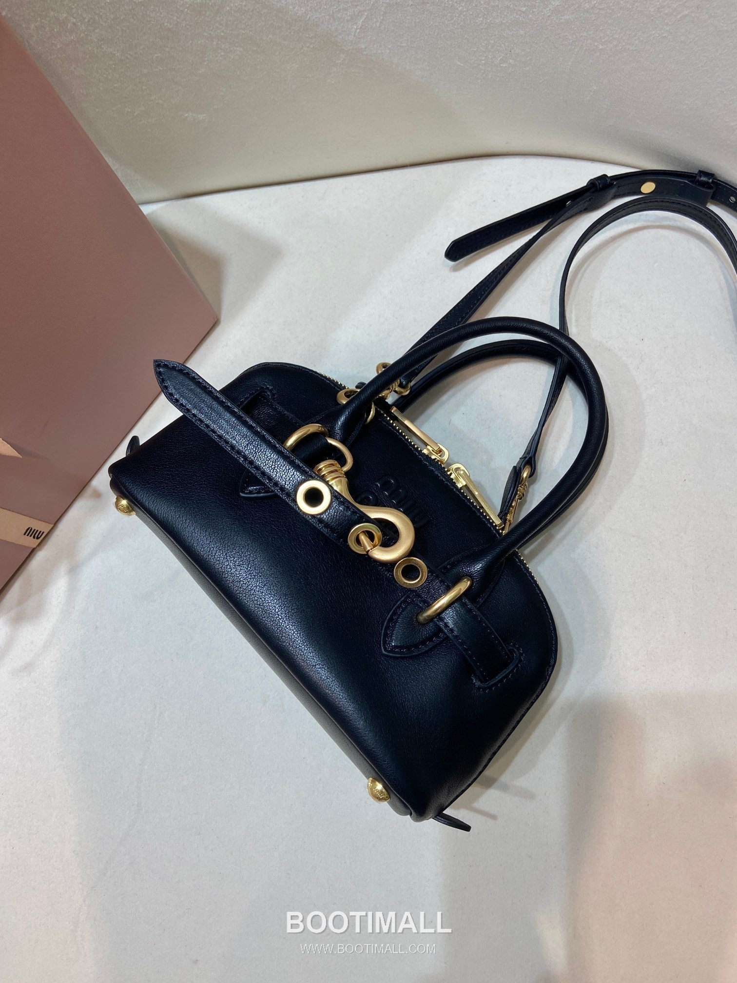 Prada Aventure Nappa Leather Mini Tote Bag with Embossed Logo and Zip Detail 프라다 아방튀르 나파 가죽 엠보스 로고 지퍼 미니 토트백 5BP090 21cm 5