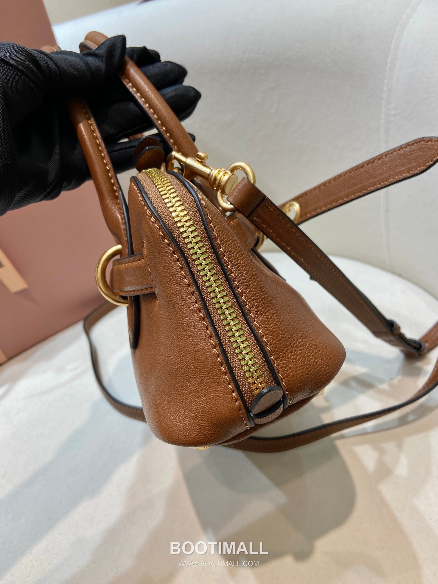 Prada Aventure Nappa Leather Mini Tote Bag with Embossed Logo and Zip Detail 프라다 아방튀르 나파 가죽 엠보스 로고 지퍼 미니 토트백 5BP090 21cm 5