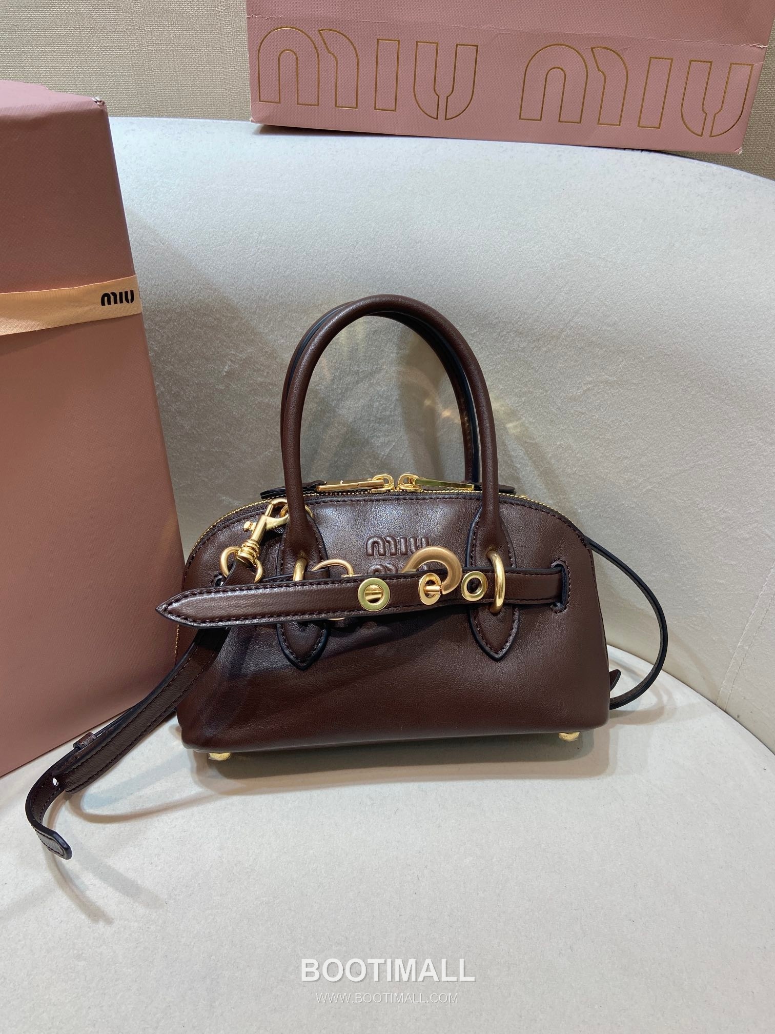 Prada Aventure Nappa Leather Mini Tote Bag with Embossed Logo and Zip Detail 프라다 아방튀르 나파 가죽 엠보스 로고 지퍼 미니 토트백 5BP090 21cm 1