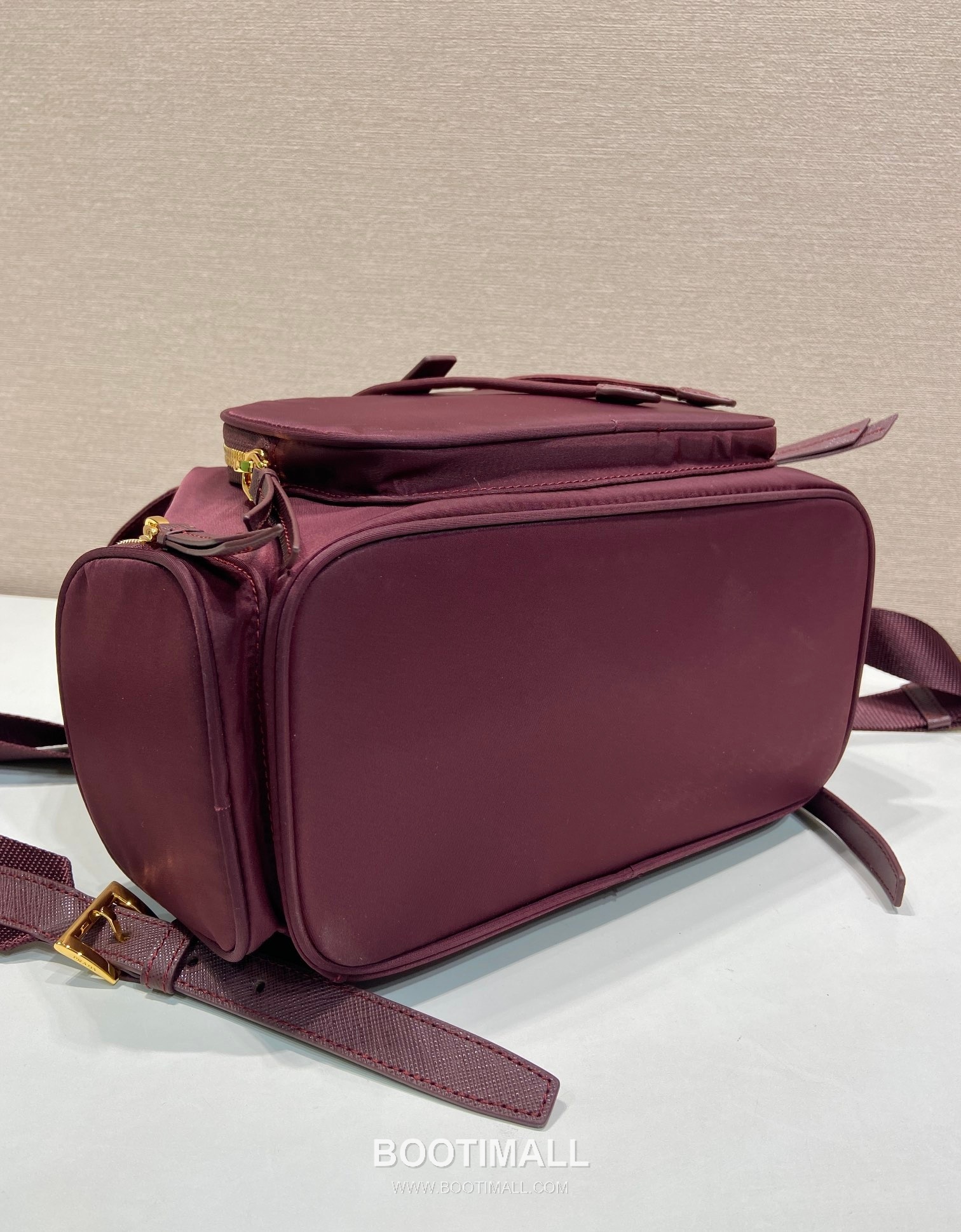 Prada Re-Nylon Backpack with Flap Drawstring Closure and Triple Zip Pocket Detail 프라다 리나일론 플랩 드로우스트링 트리플 지퍼 포켓 백팩 1BZ081 24.5cm 6