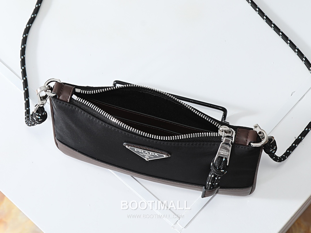 Prada Re-Nylon Smartphone Pouch with Strap Detail 프라다 리나일론 스마트폰 파우치 스트랩 디테일 2ZT073 22cm 8