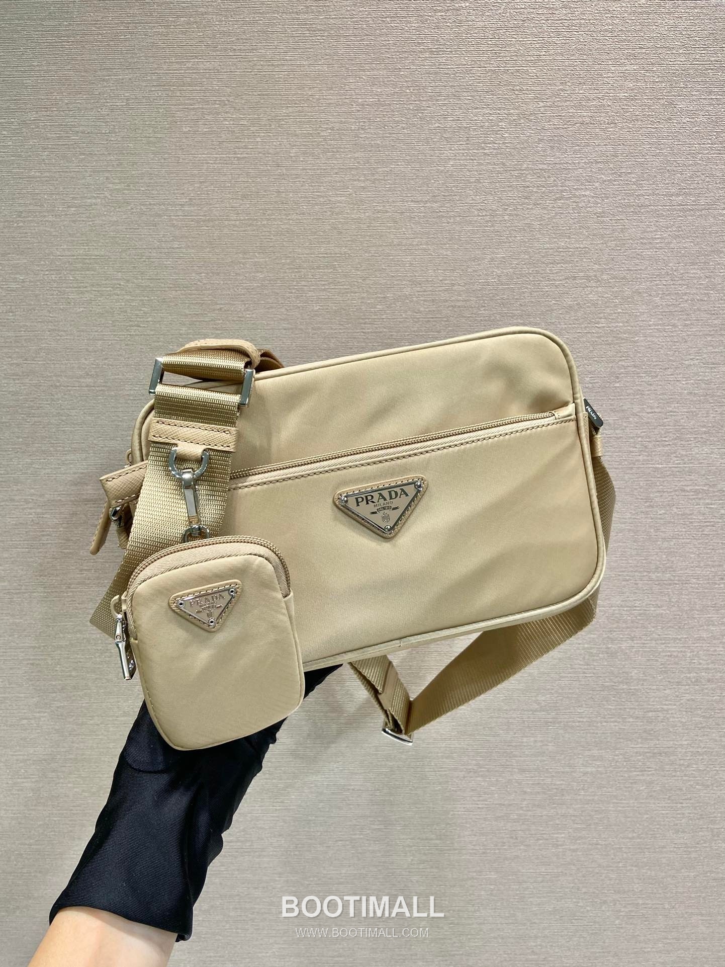 Prada Re-Nylon Calfskin Trim Multi Pouch Shoulder Bag with Detachable Mini Pouch 프라다 리나일론 카프스킨 트림 멀티 파우치 숄더백 탈부착 미니 파우치 1BC167 23cm 1